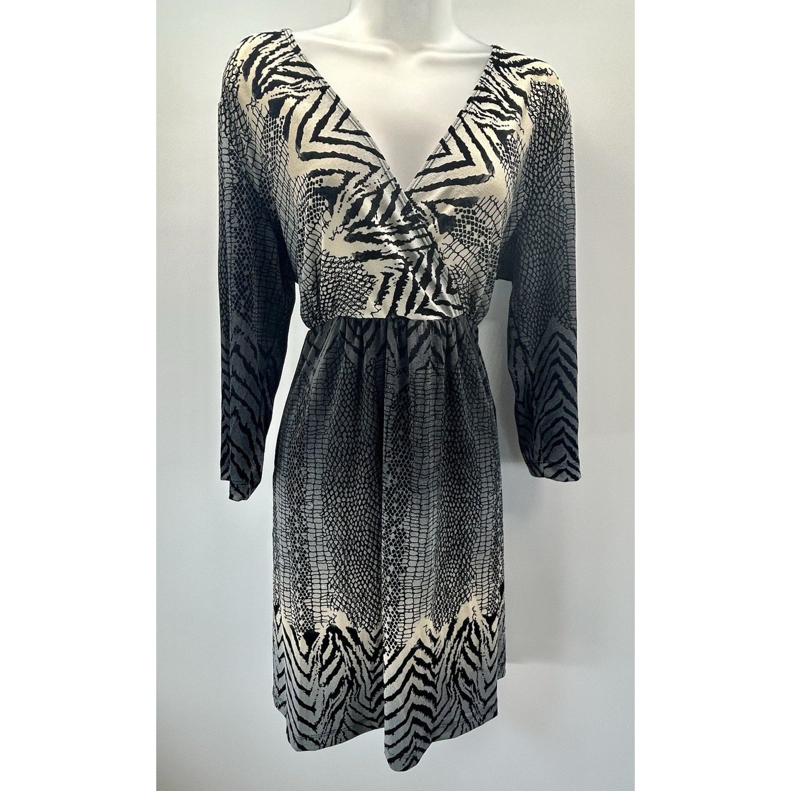 CHICO'S Slinky Knit DRESS 2 12 L Animal Print Zebra Snake Knee Office Party.