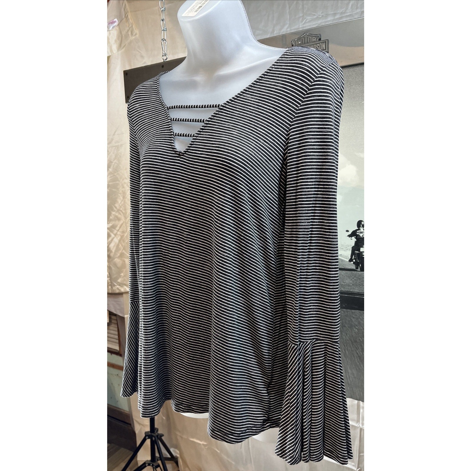 AE Striped Soft & Sexy Bell Sleeve Top Size M