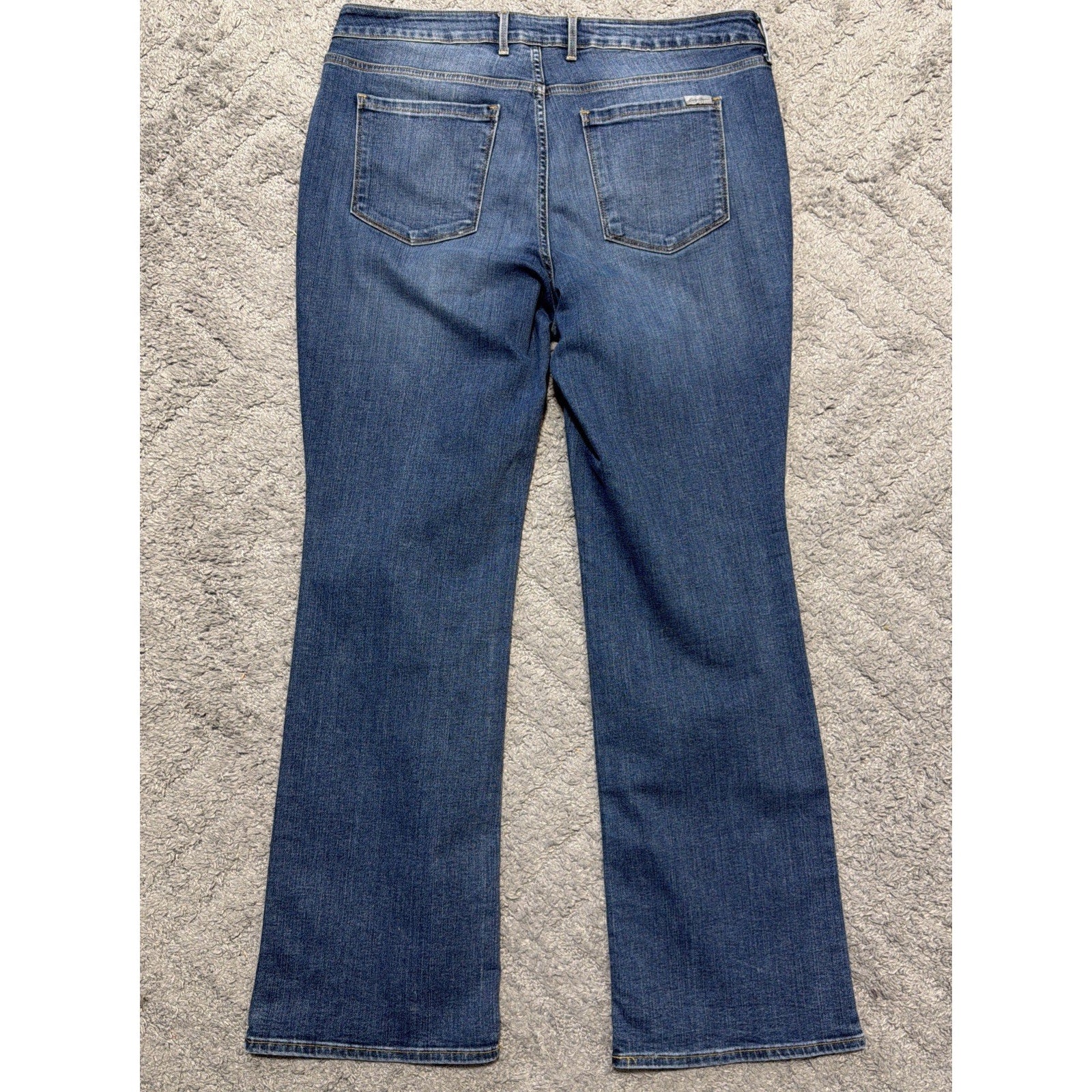 Eddie Bauer Jeans Women's Size 16 Curvy Bootcut Antique Blue Stretch Denim
