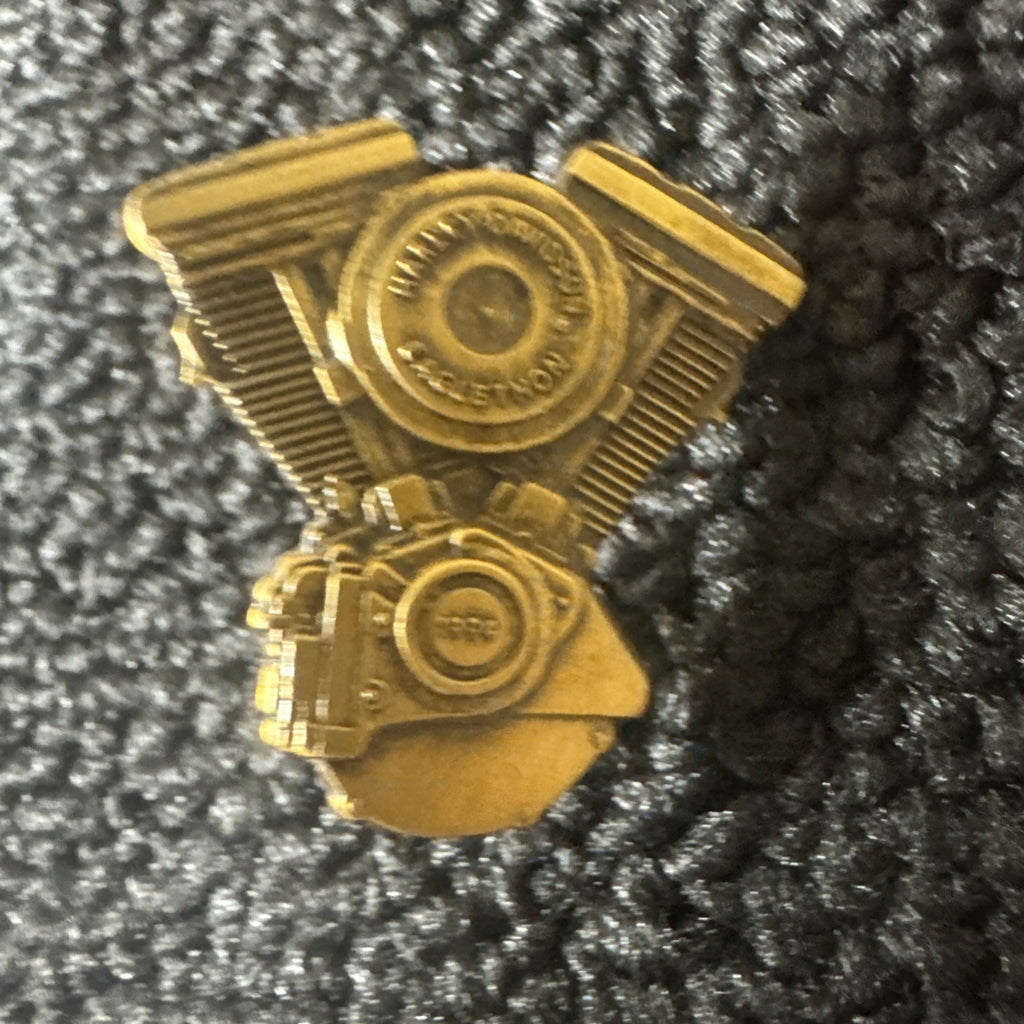 AUTHENTIC 1994 HARLEY DAVIDSON MOTORCYCLES EAGLETHON MOTOR PIN RARE !