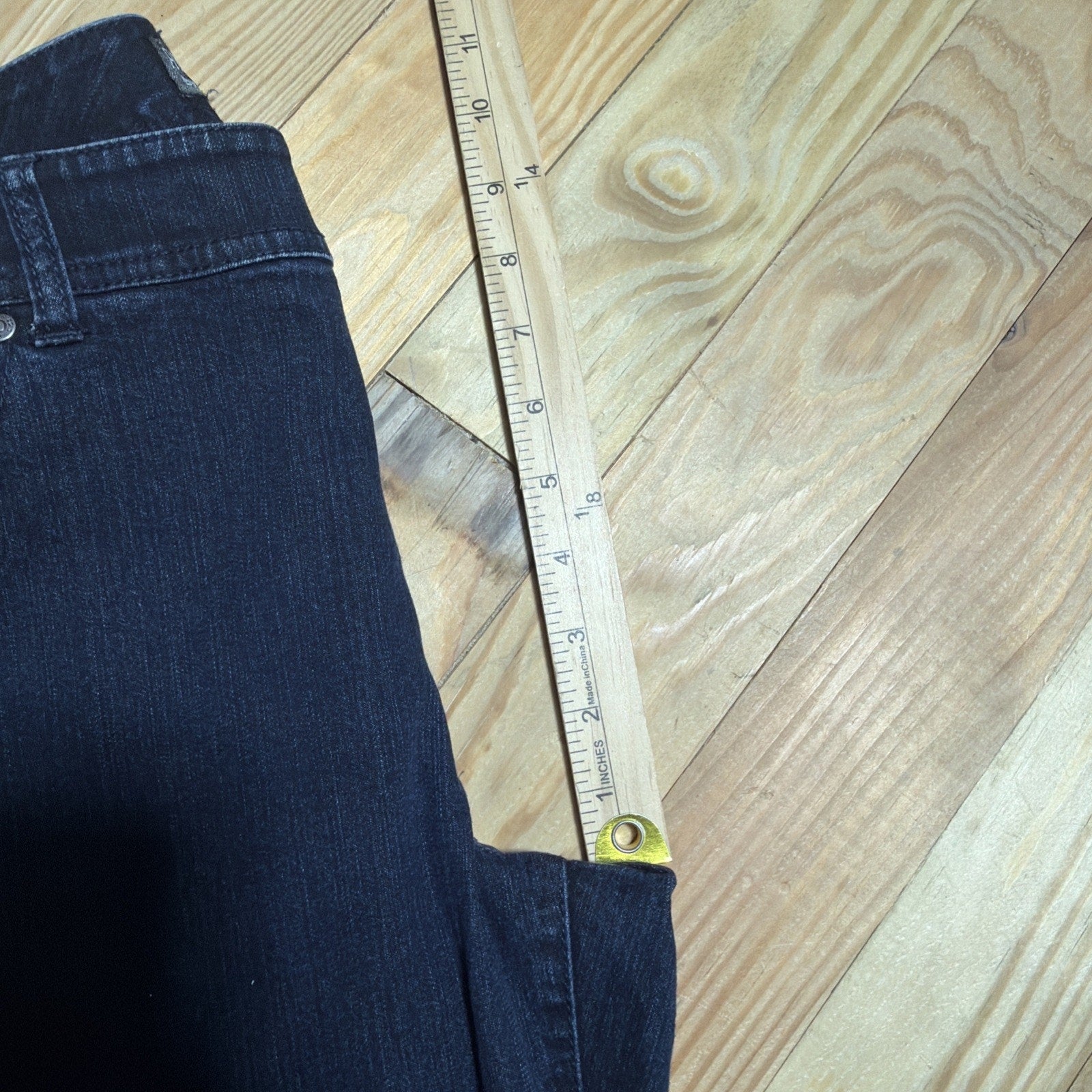 Chico's Blue Jeans Mid Rise Bootcut Flare Womens Size 32x31 Dark Wash