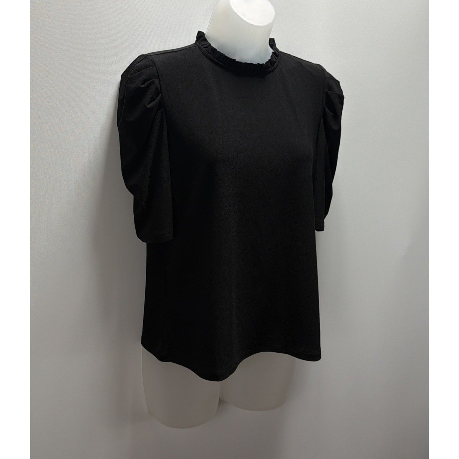 CeCe by Cynthia Steffe Black Puff Sleeve Ruffle Neck Blouse Top Women’s M NWT