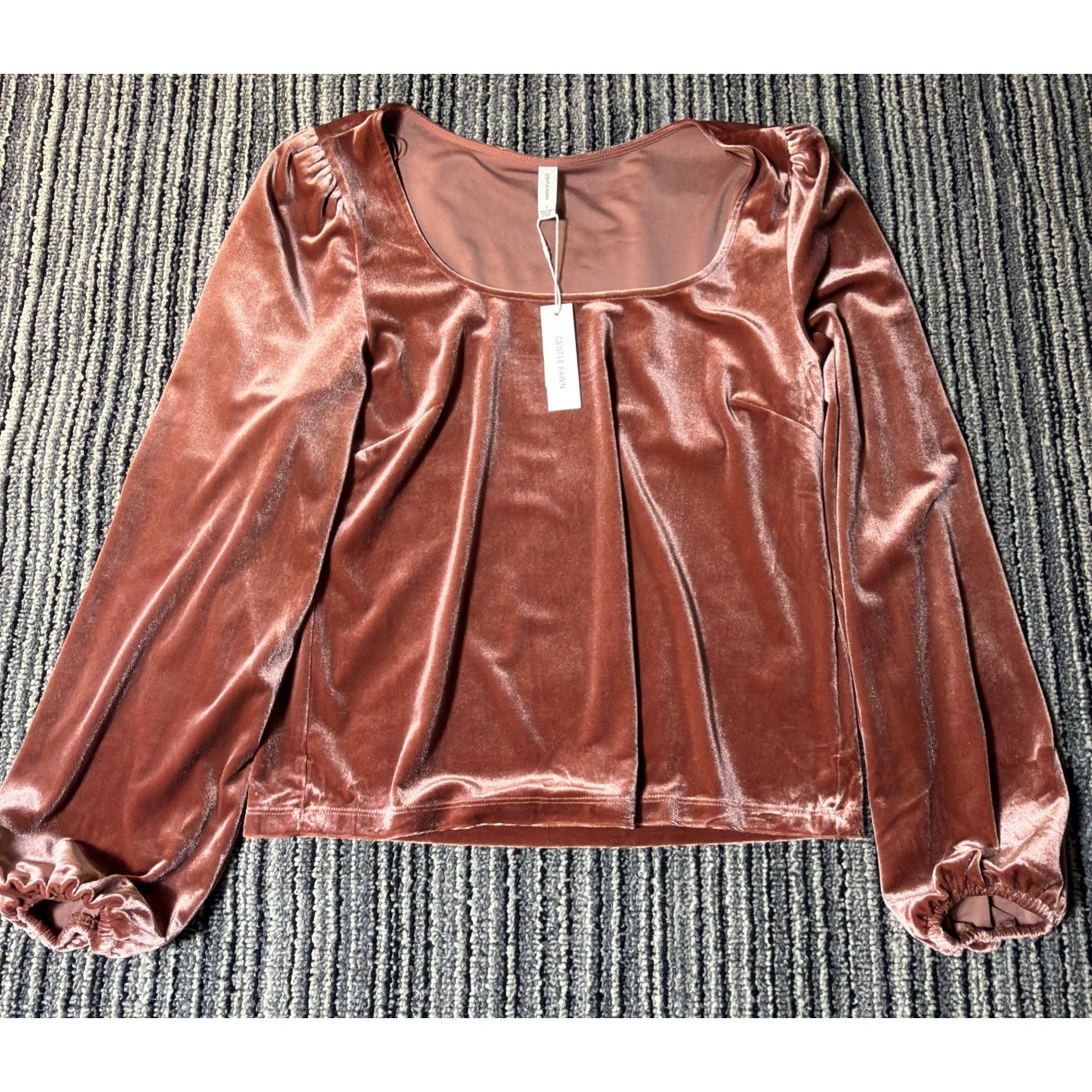 Gentle Fawn Ariana Velvet Scoop Neck Puff Sleeve Top Sz L NWT Velvet Rose Stretc