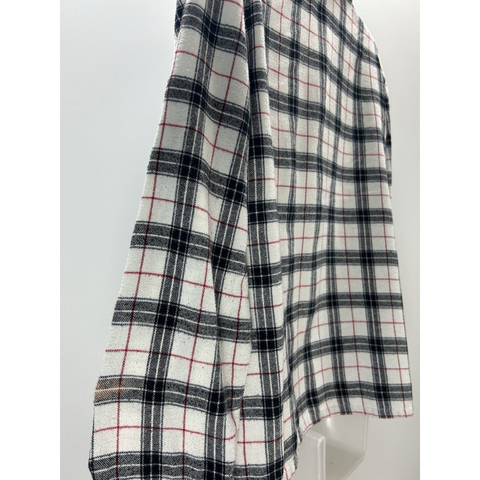 Croft & Barrow Women's Long Sleeve Plaid Shirt Gray White Size Medium M Top