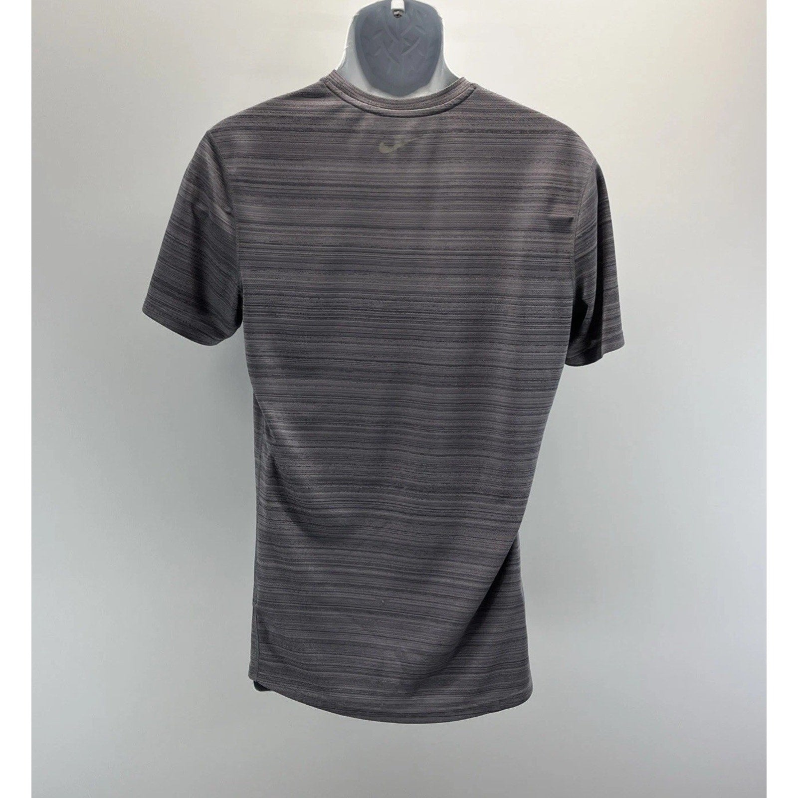 Men's NIKE RUNNING Dri-Fit Running Top Size Medium