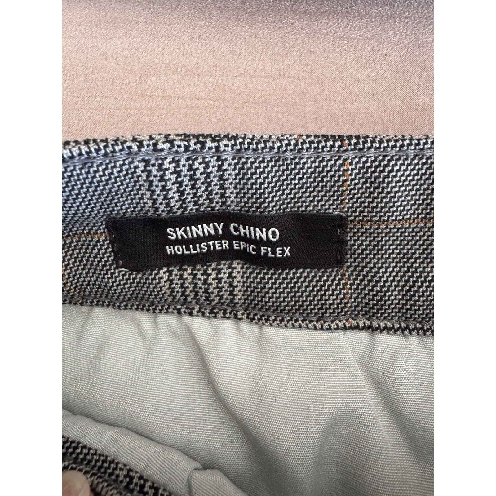 Hollister Epic Flex Skinny Pants Men's 33X26 Straight Leg Plaid Chino Gray