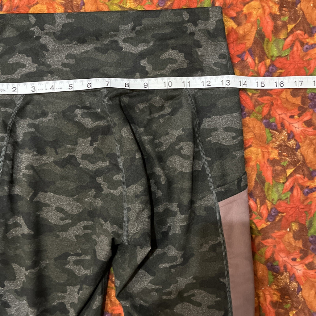 Fabletics Leggings Womens Small Gray Black Camo Power Hold Yoga Pant Athleisure