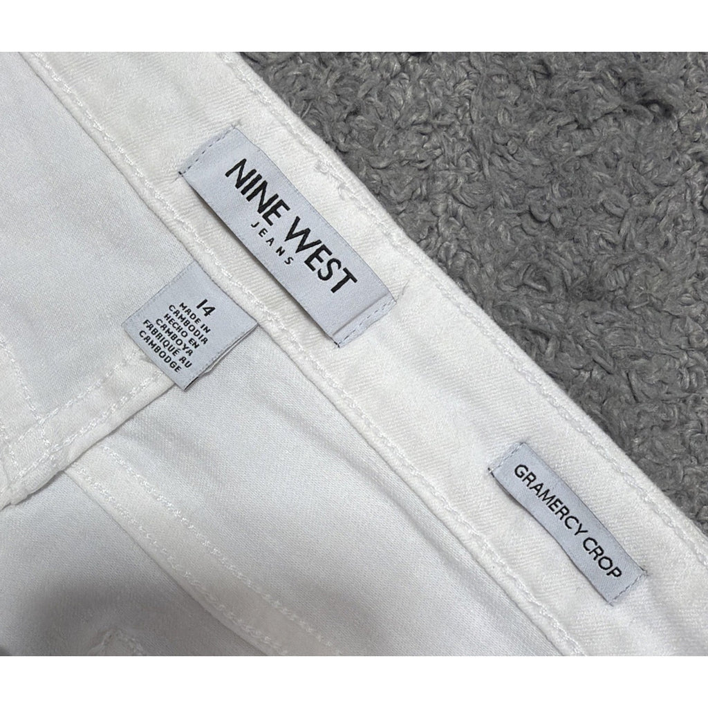Nine West Women's Twill Slim Fit Gramercy Crop Jean Bright White Size 14