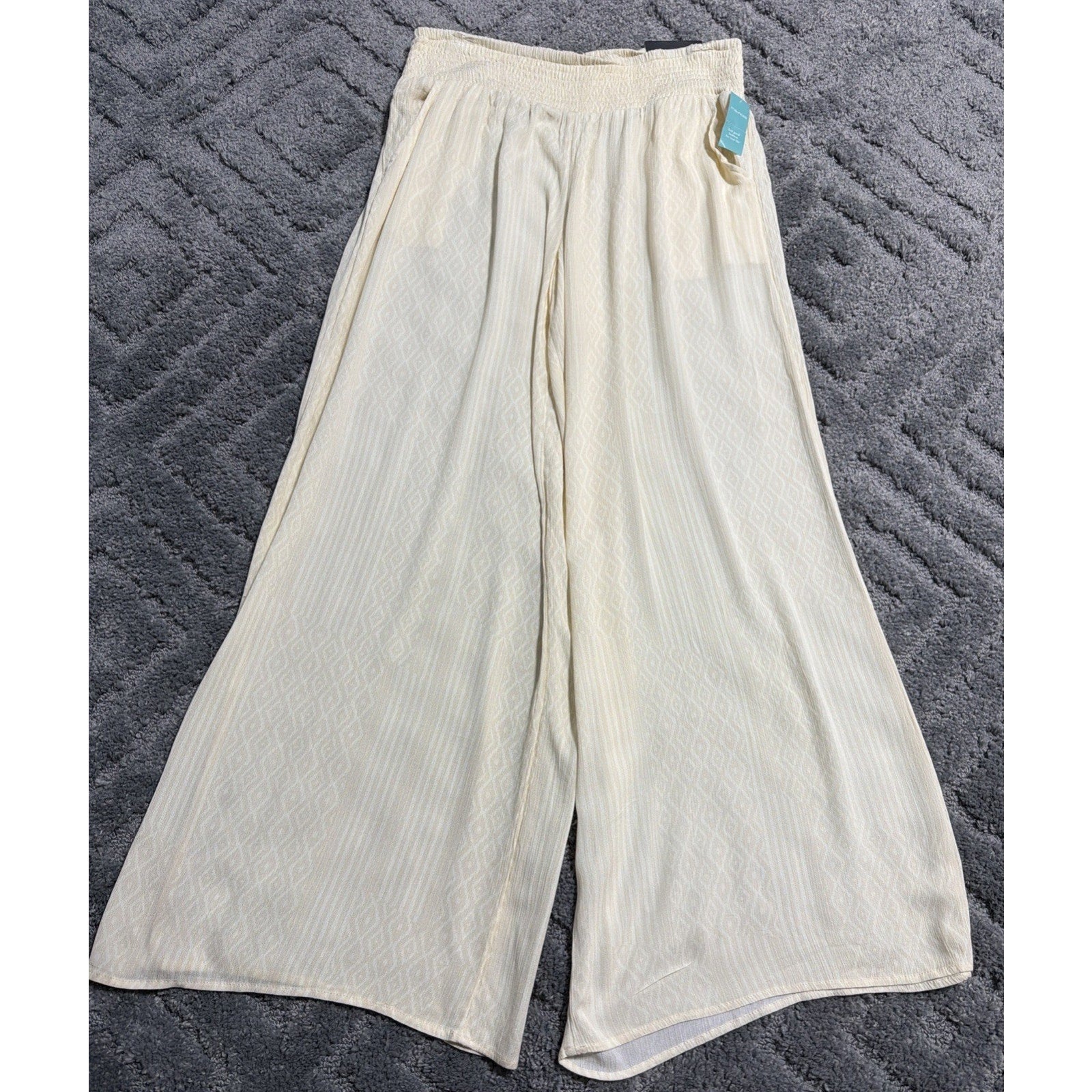 MAURICES size L Cream Geo Print High Rise Wide Leg Pull-On Palazzo Pants New