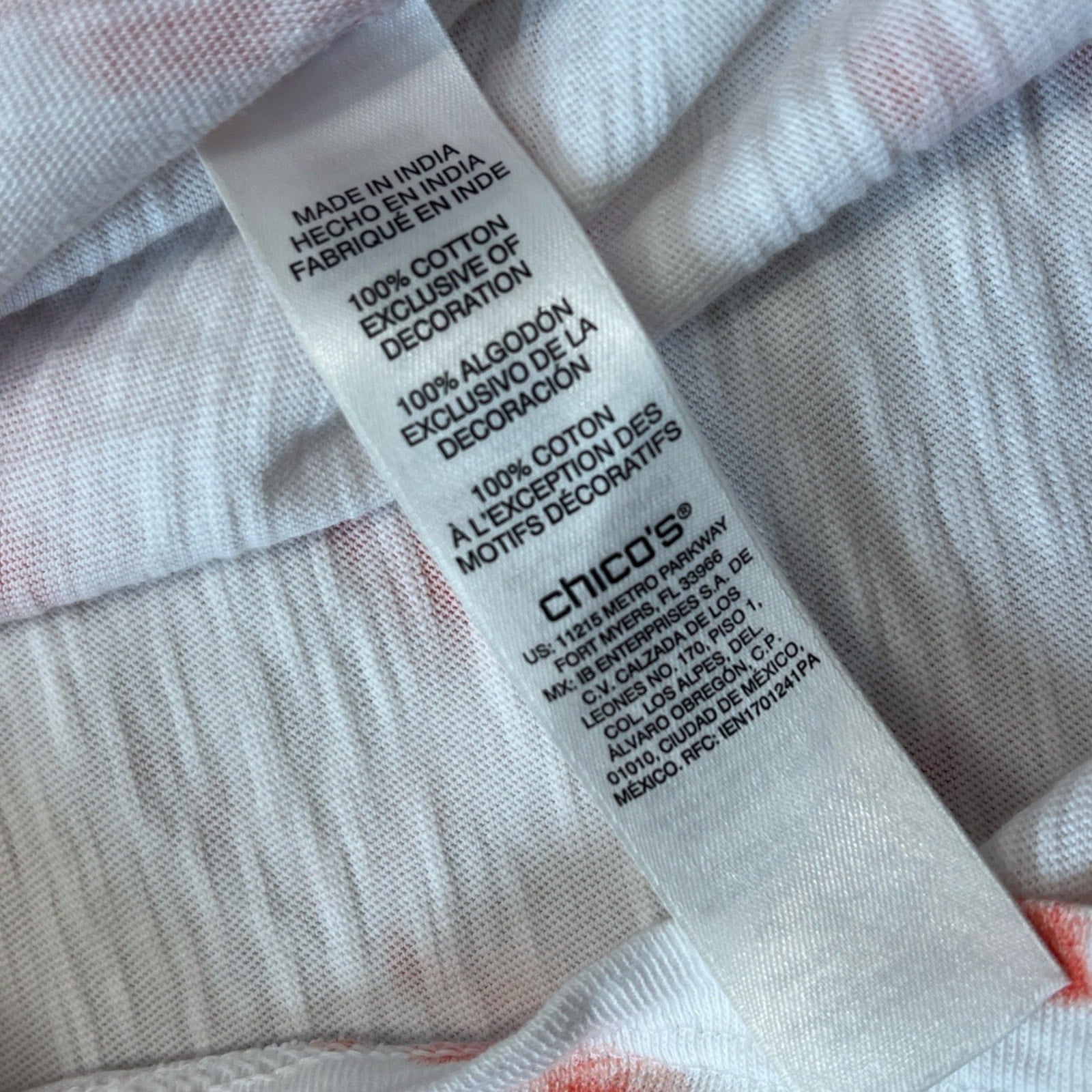 Chicos womens Top Size 0 Small Peach print T-shirt Embroidered