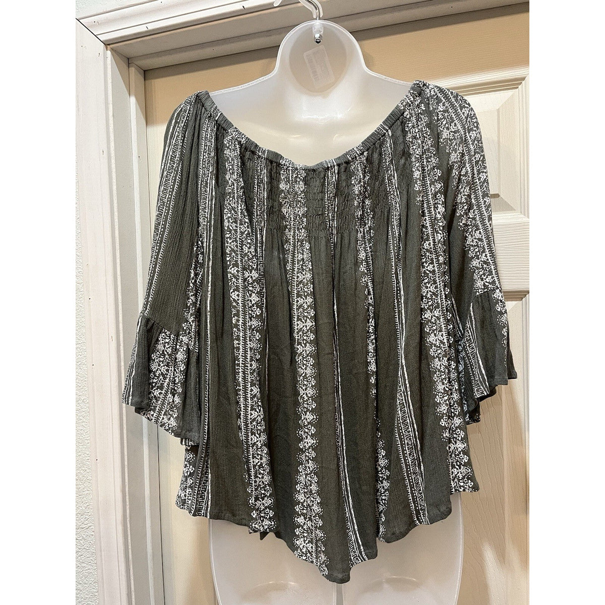 Altar'd State Olive Green Scoop Neck Woven Tunic Flutter 3/4 Sleeve Women's M