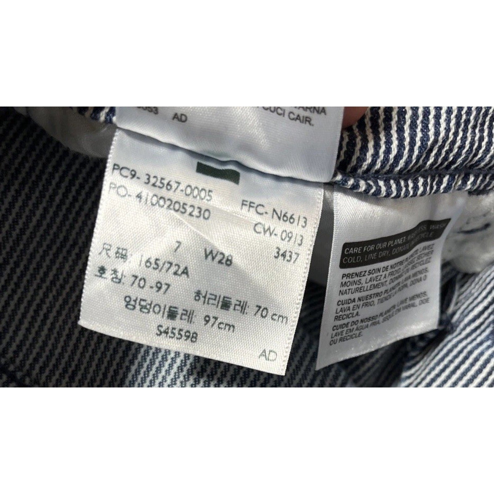 Levi's Denim Shorts Blue Conductor stripes 5 Pocket Zip Closure Roll Cuff 7/28