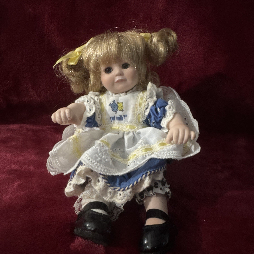 Marie Osmond Tiny Tot 5” Seated Porcelain Doll “Got Milk?”