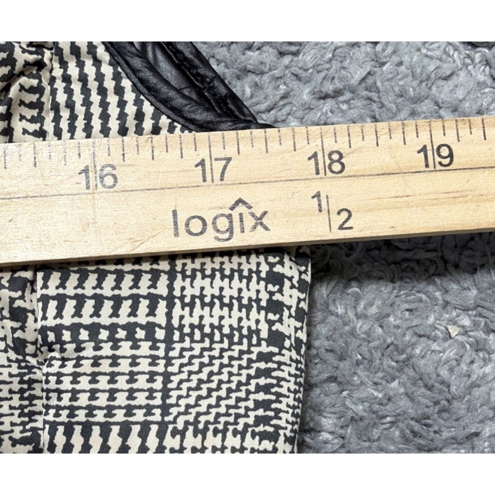 Banana Republic Womens XS Vest Houndstooth Plaid Down Insulated Puffer Jacket