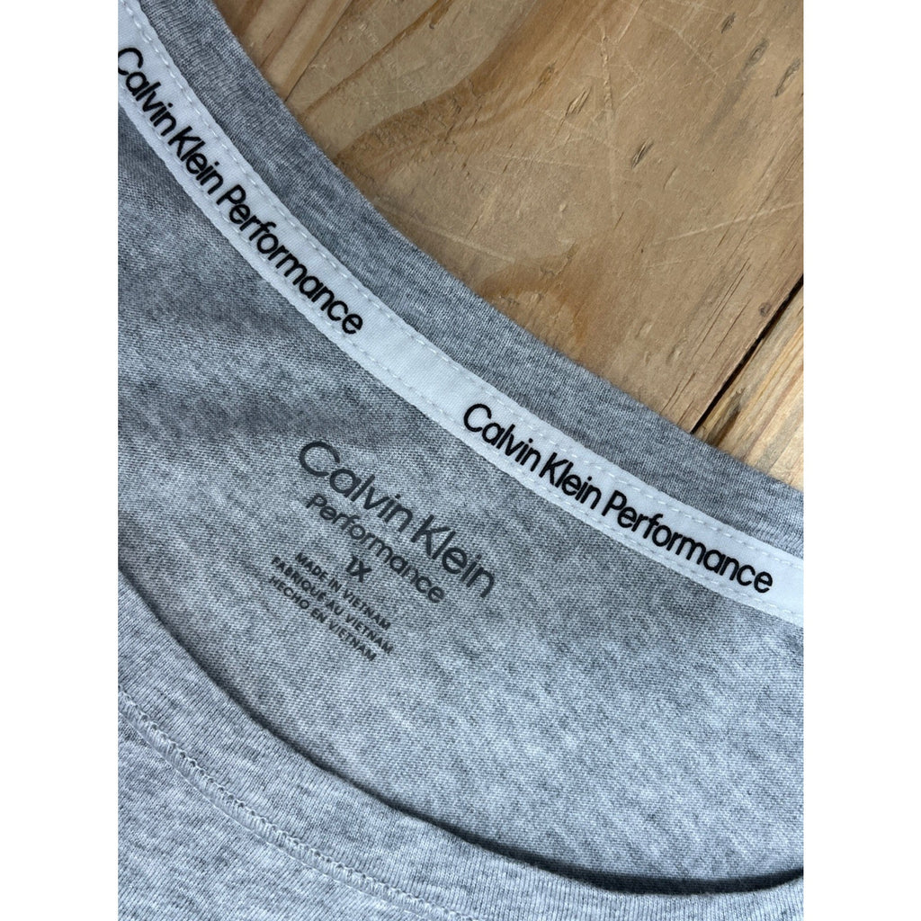 Calvin Klein Performance Womens 1X Gray Short Sleeve Shirt With White Logo