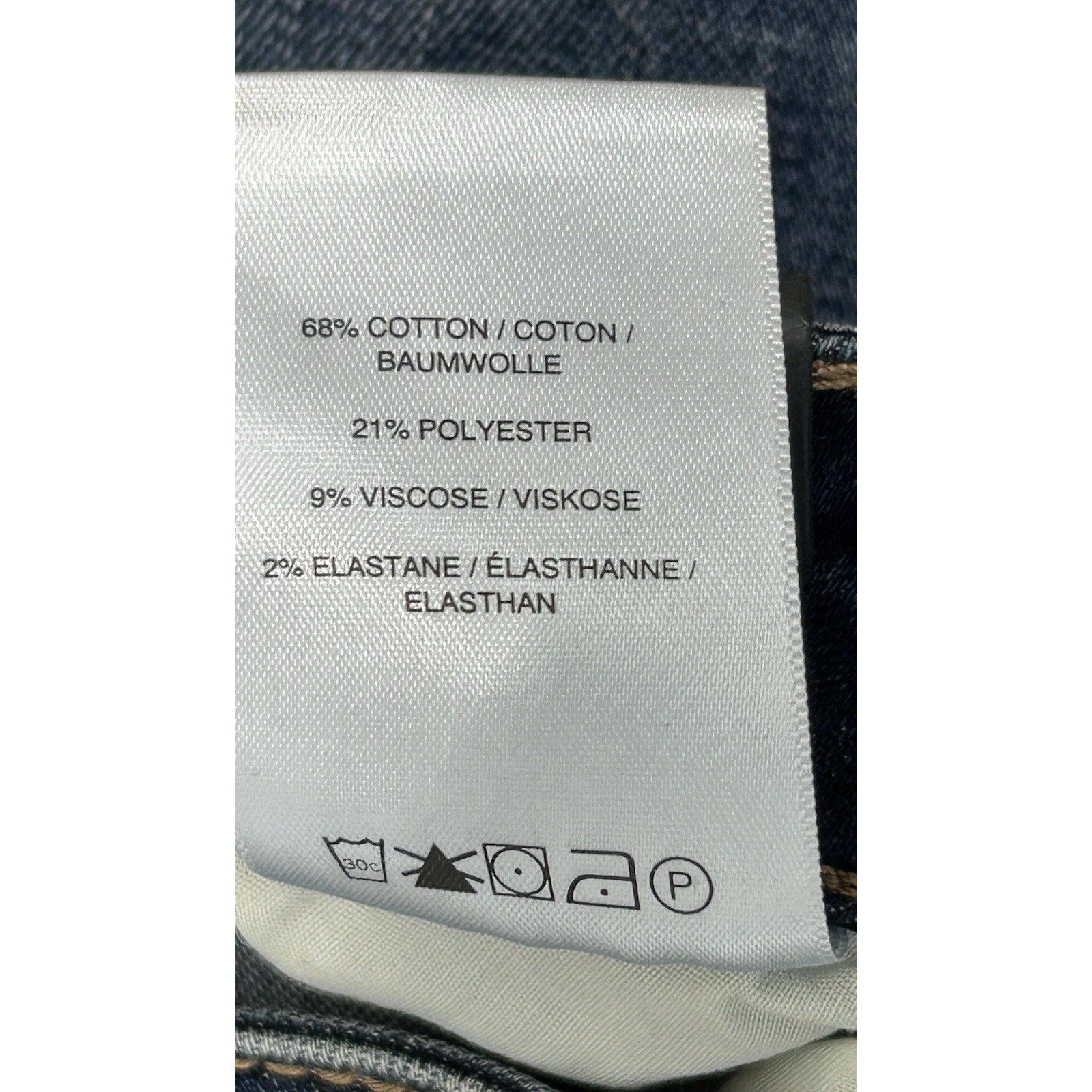 Silver Jeans Suki Mid Rise Straight Leg Jeans Medium Wash size 24x27 New W Tags.