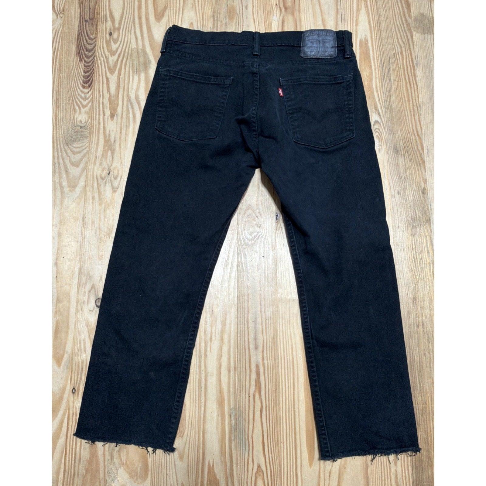 Levi's Men's Mid-Rise 513 Five Pocket Straight Leg Jeans Size Black 32x24 Cutoff