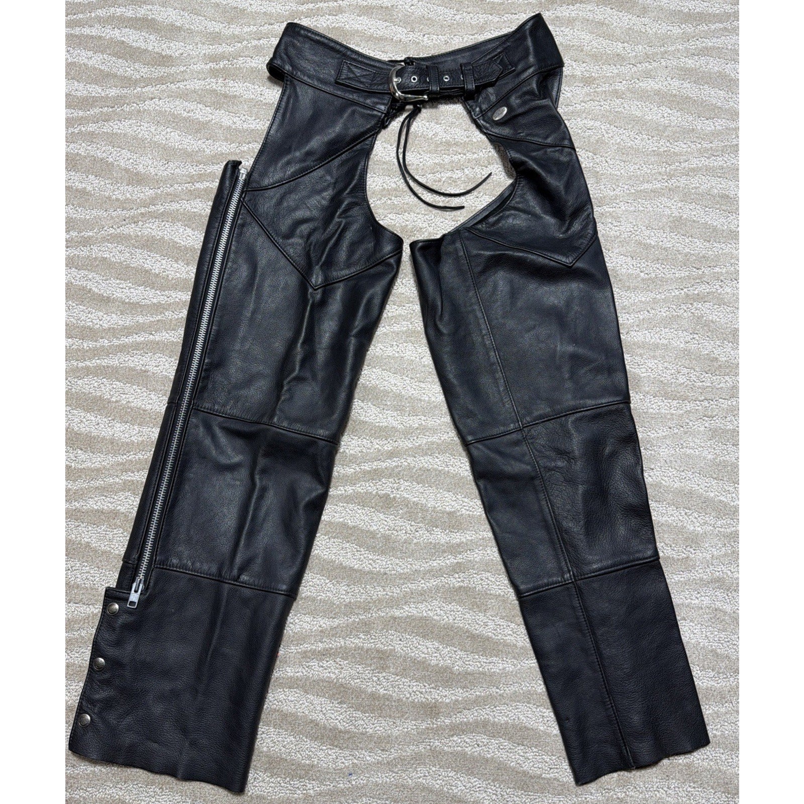 Vtg HARLEY DAVIDSON Chaps L Black Leather Motorcycle Riding Adjustable Made USA