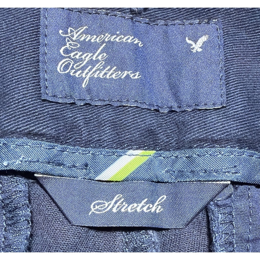 American Eagle Shorts Womens 10 Midi Chino Zip Fly Stretch Casual Navy Blue