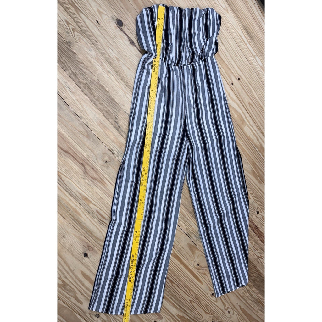 PROMESA Black And White Striped Sleeveless Wide Leg Jumpsuit Women’s Size Small