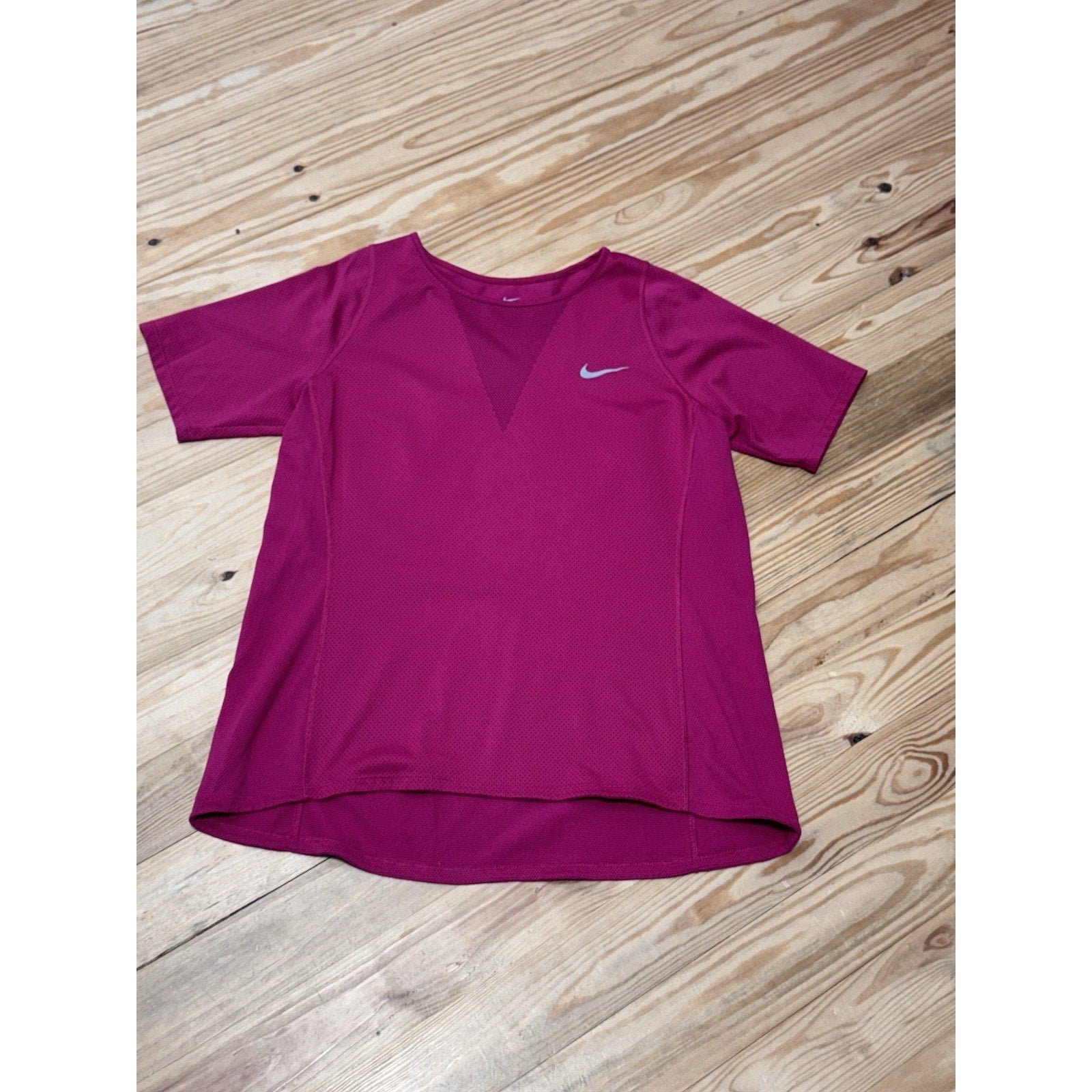 Nike Zonal Cooling Dri-Fit Pink Round Neck Athletic T-Shirt Women’s Size Large