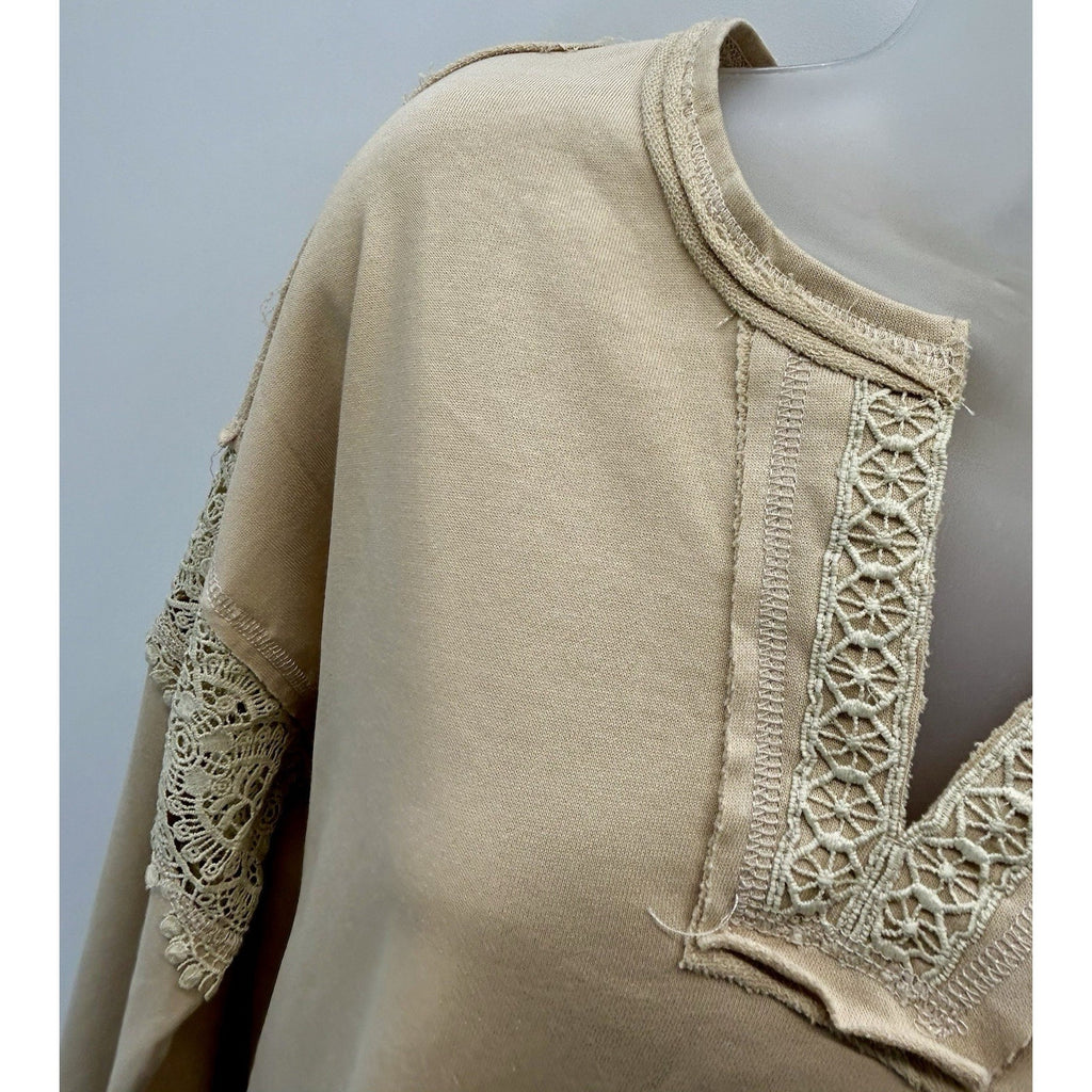 La Miel 100% Cotton Crochet Breezy Long Sleeve V-Neck Blouse Size Small (New) .