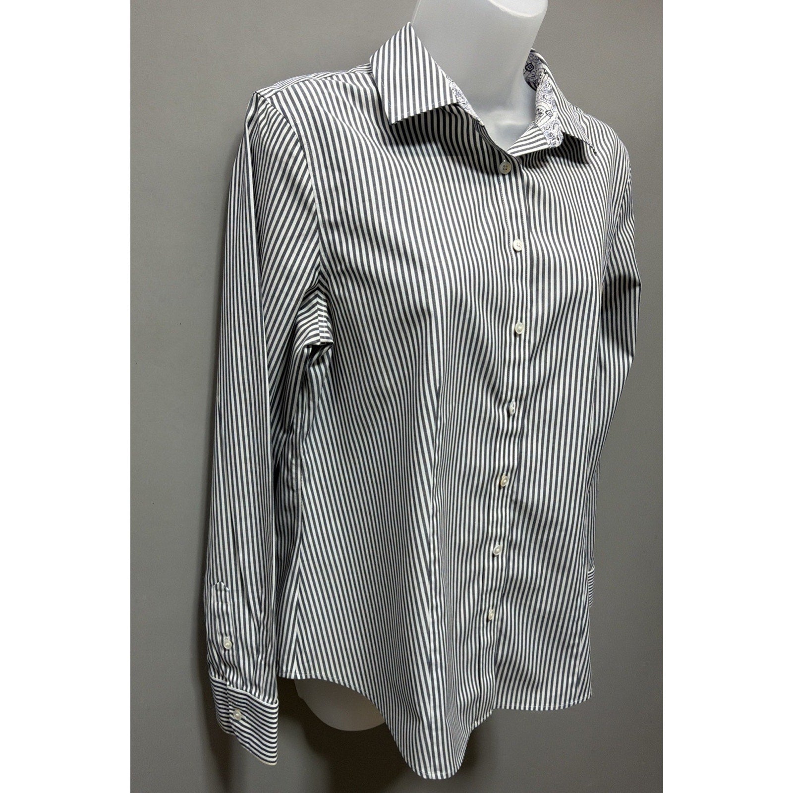 Talbots Wrinkle Resistant Striped Gray White Button Up Shirt 8 Career Preppy
