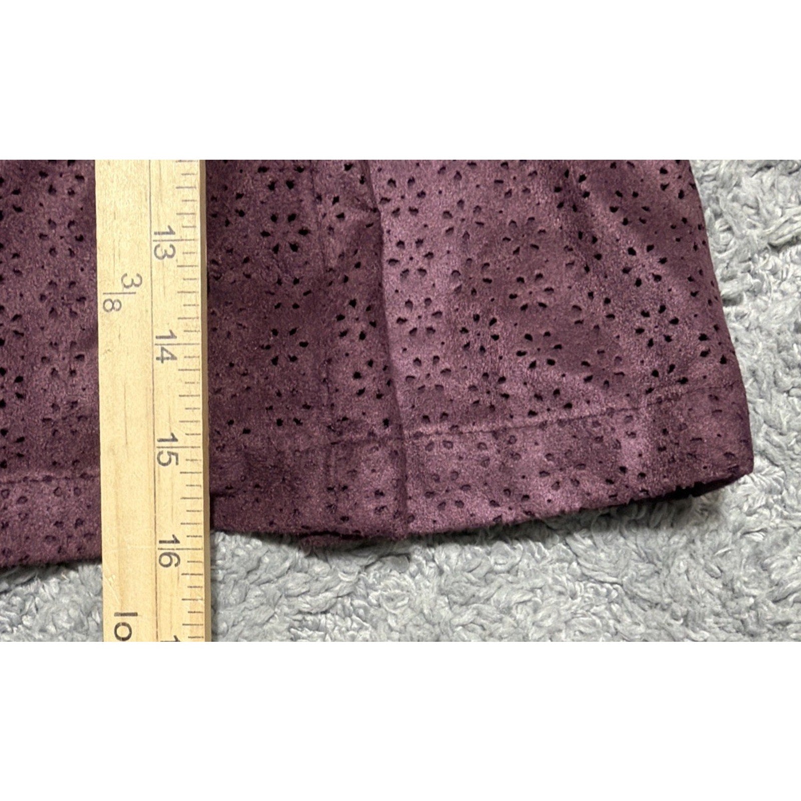 Express Burgundy Wine Purple Red Laser Cut Floral Flare Zip Up Mini Skirt Size 6