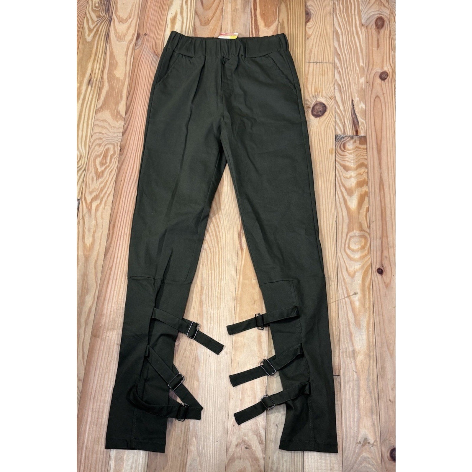 Fierce 605 Buckle Side Skinny Pull On Stretch Size Medium Long Army Green Boho