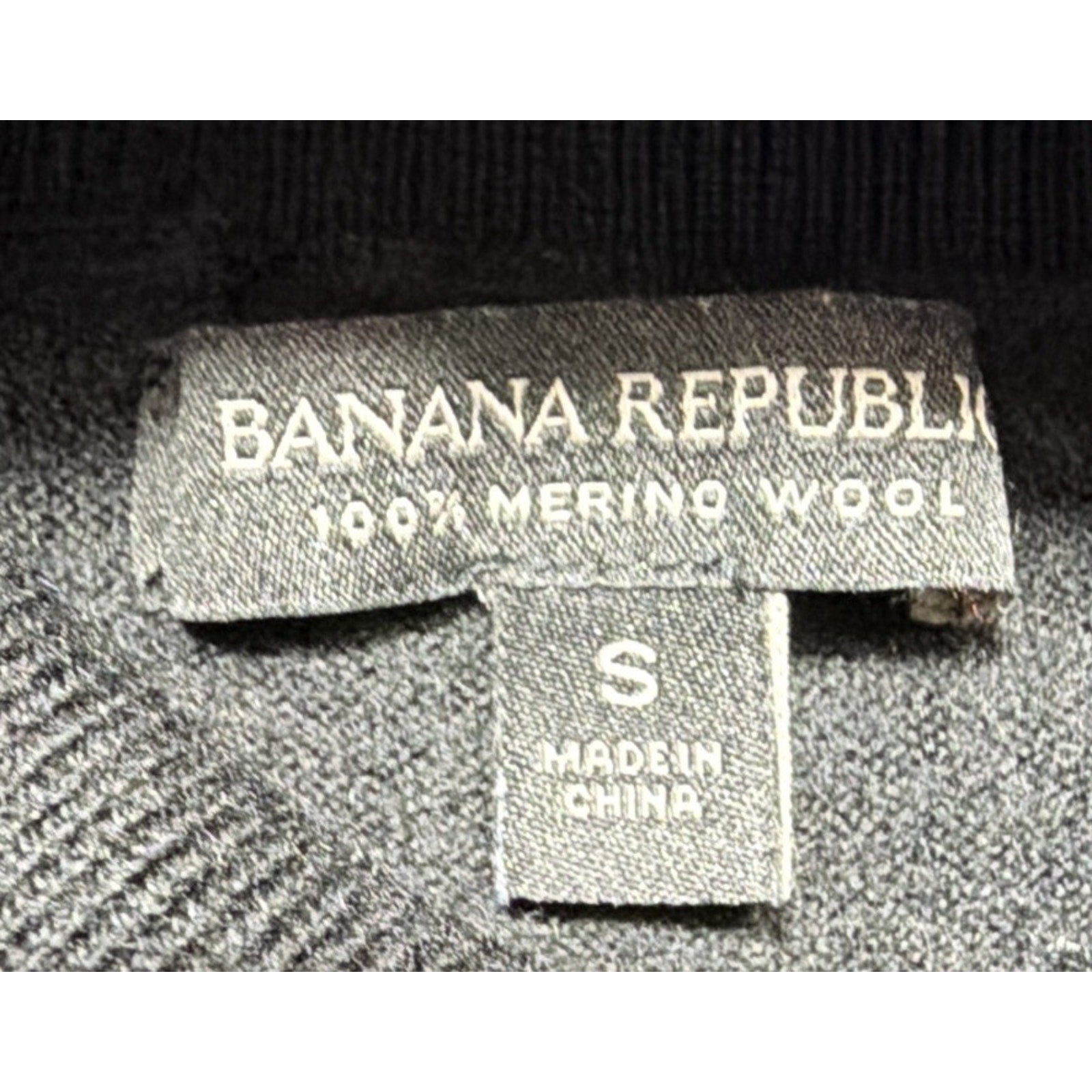 Banana Republic 100% Merino Wool Turtleneck Sweater Women’s Small Black