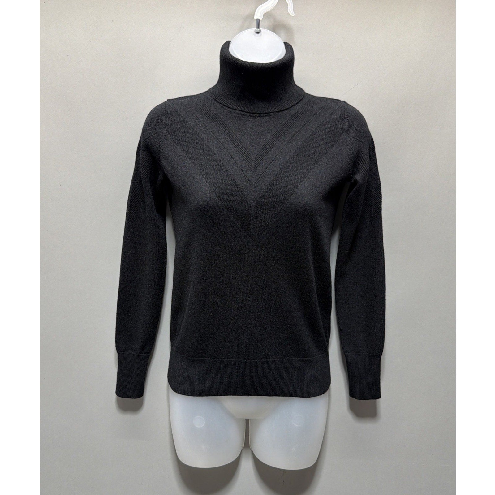 Banana Republic 100% Merino Wool Turtleneck Sweater Women’s Small Black