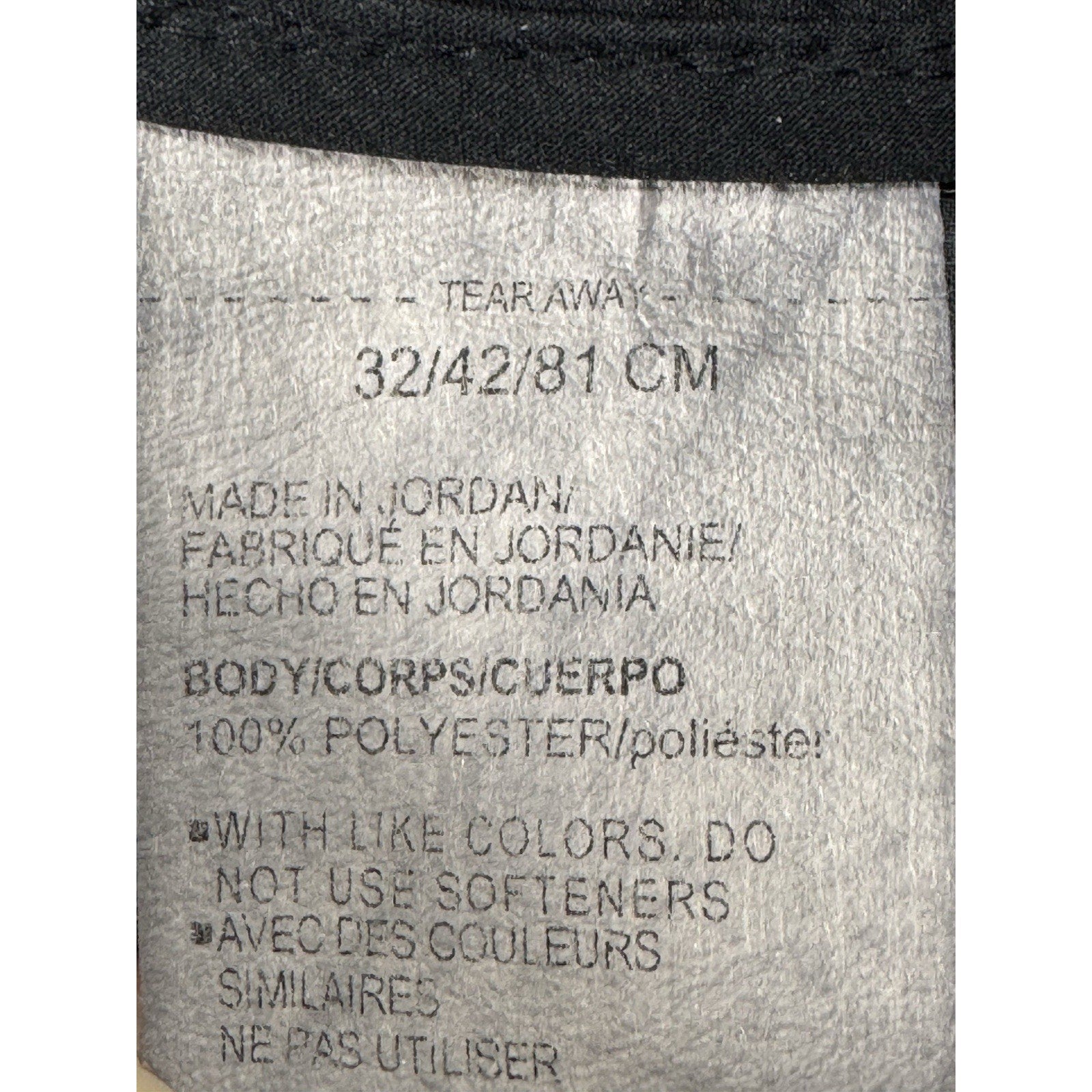 Under Armour Flat-Front Showdown Tapered Golf Shorts Size 32 Navy Blue