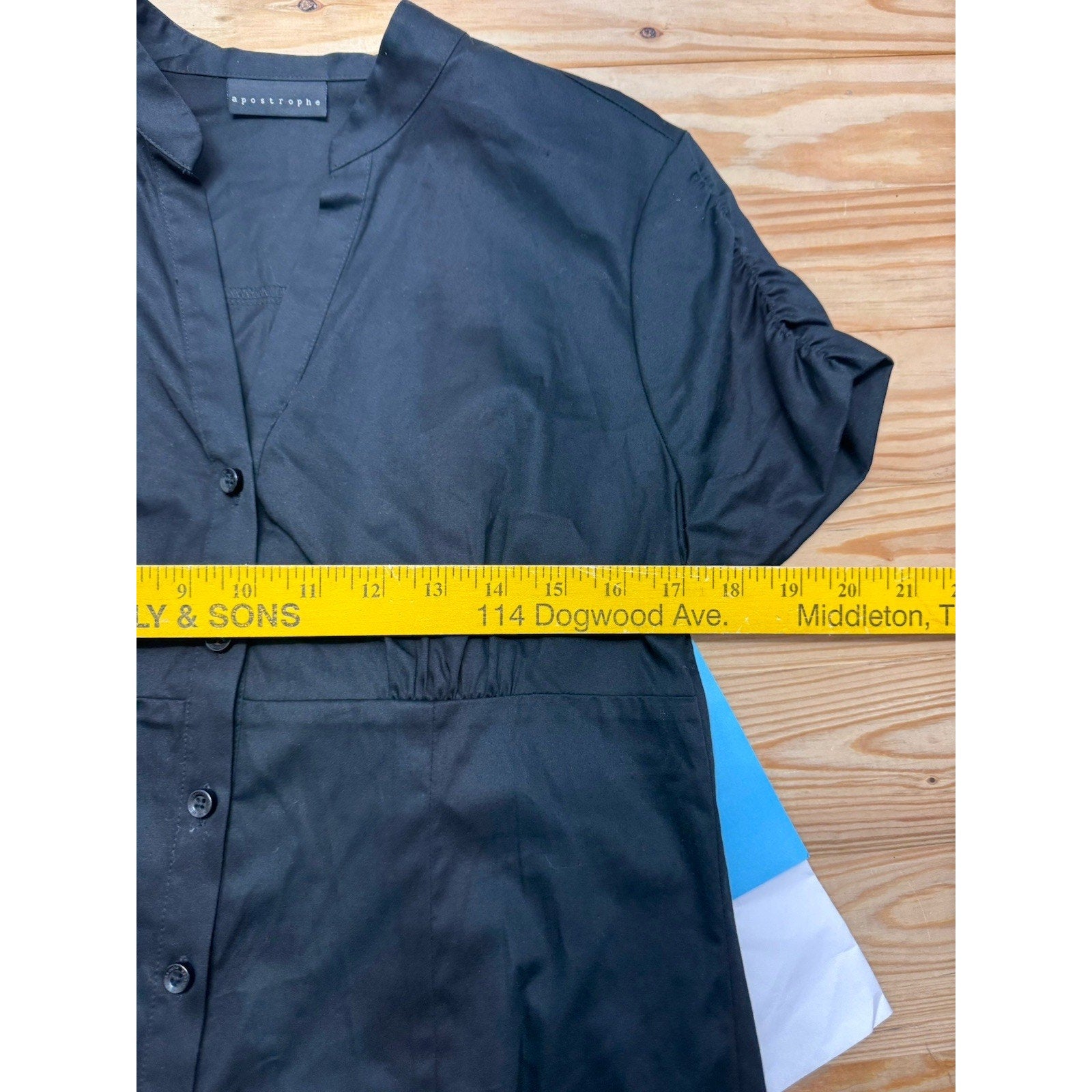 Apostrophe Woman Black gathered bust Shortsleeve Sears M