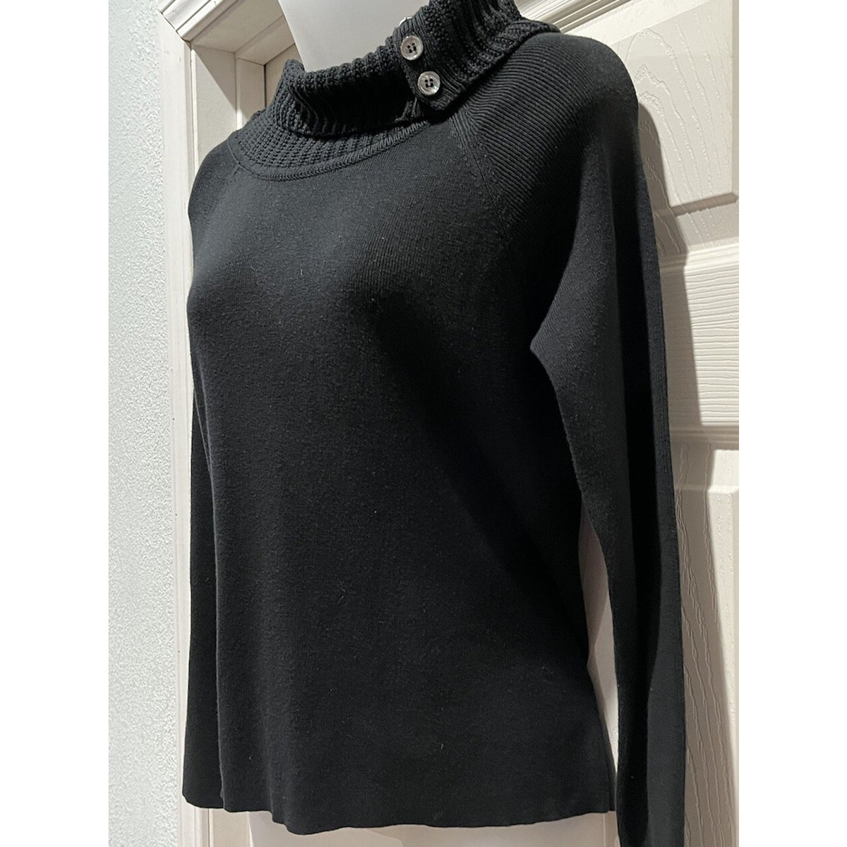 Vintage 90's Y2K Northern Isles Sz M Black Chunky Knit V Neck Pullover Sweater