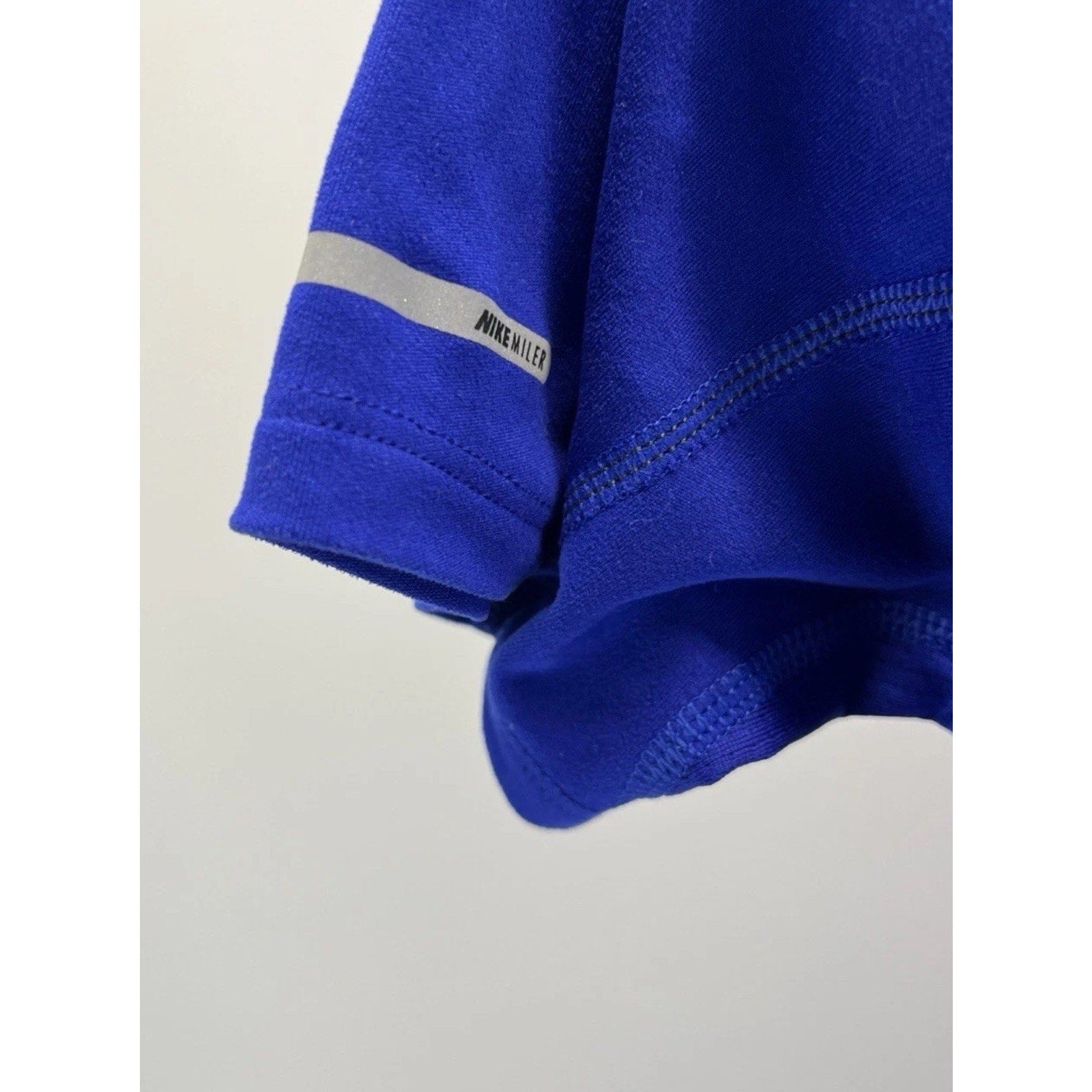 Nike Women's Miler REFLECTIVE Running/Yoga Shirt-Omega Blue Size Medium