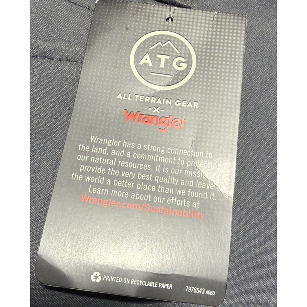 New Wrangler All Terrain Gear (ATG) men's cargo pants Straight Fit 32x32 NWT