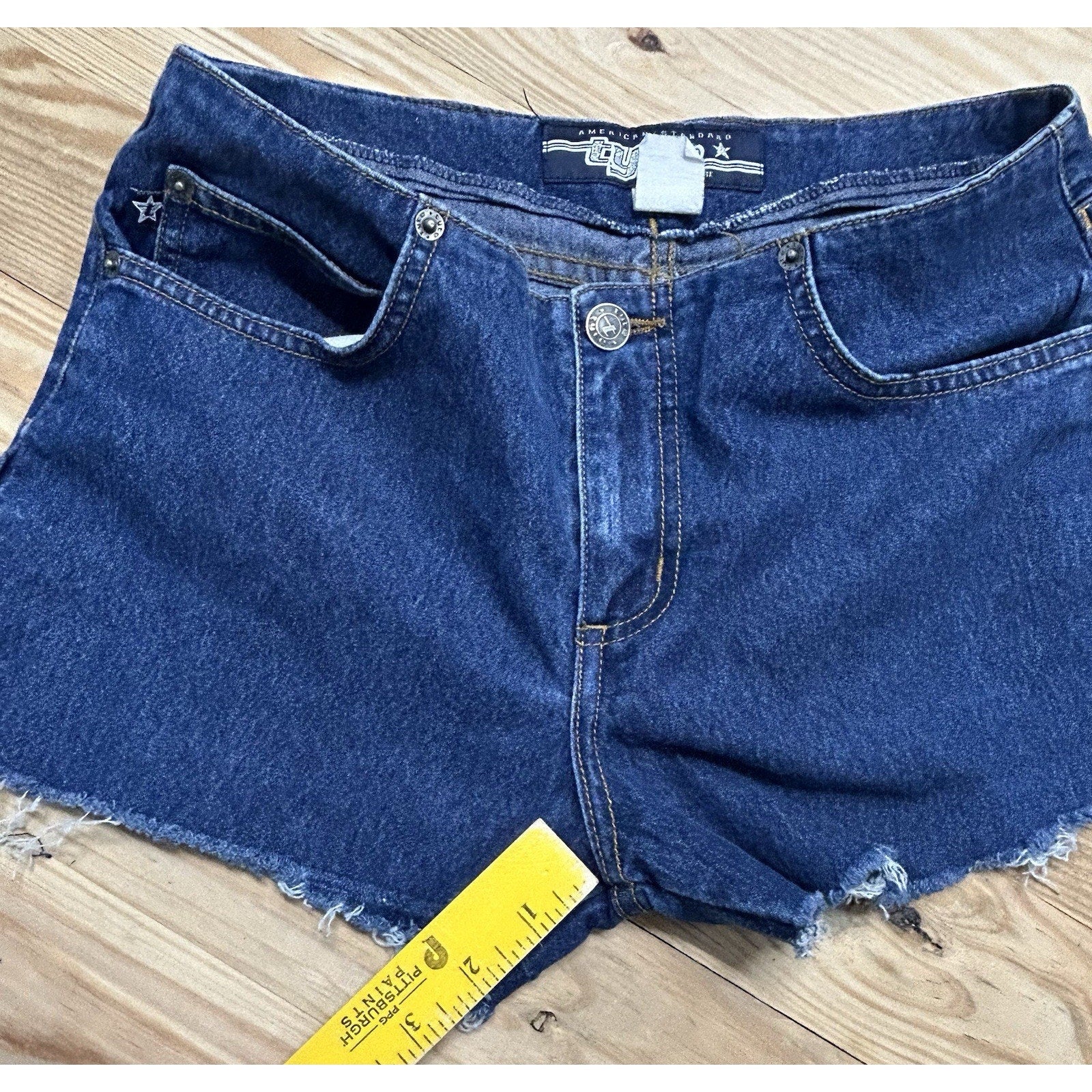 Tyte Jeans Women's ladies Shorts Denim Size 5 Blue Jeans Shorts Made IN USA.