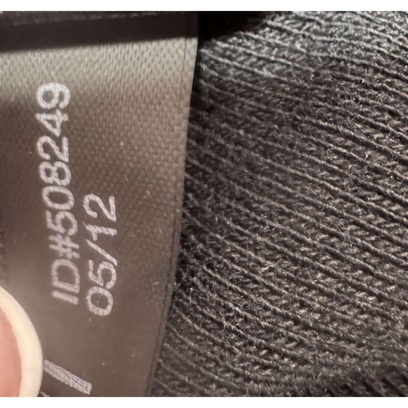 EXPRESS SEXY BASIC DARK Black TOP- 3/4 SLEEVE -FRONT DESIGN Women’s Size Large