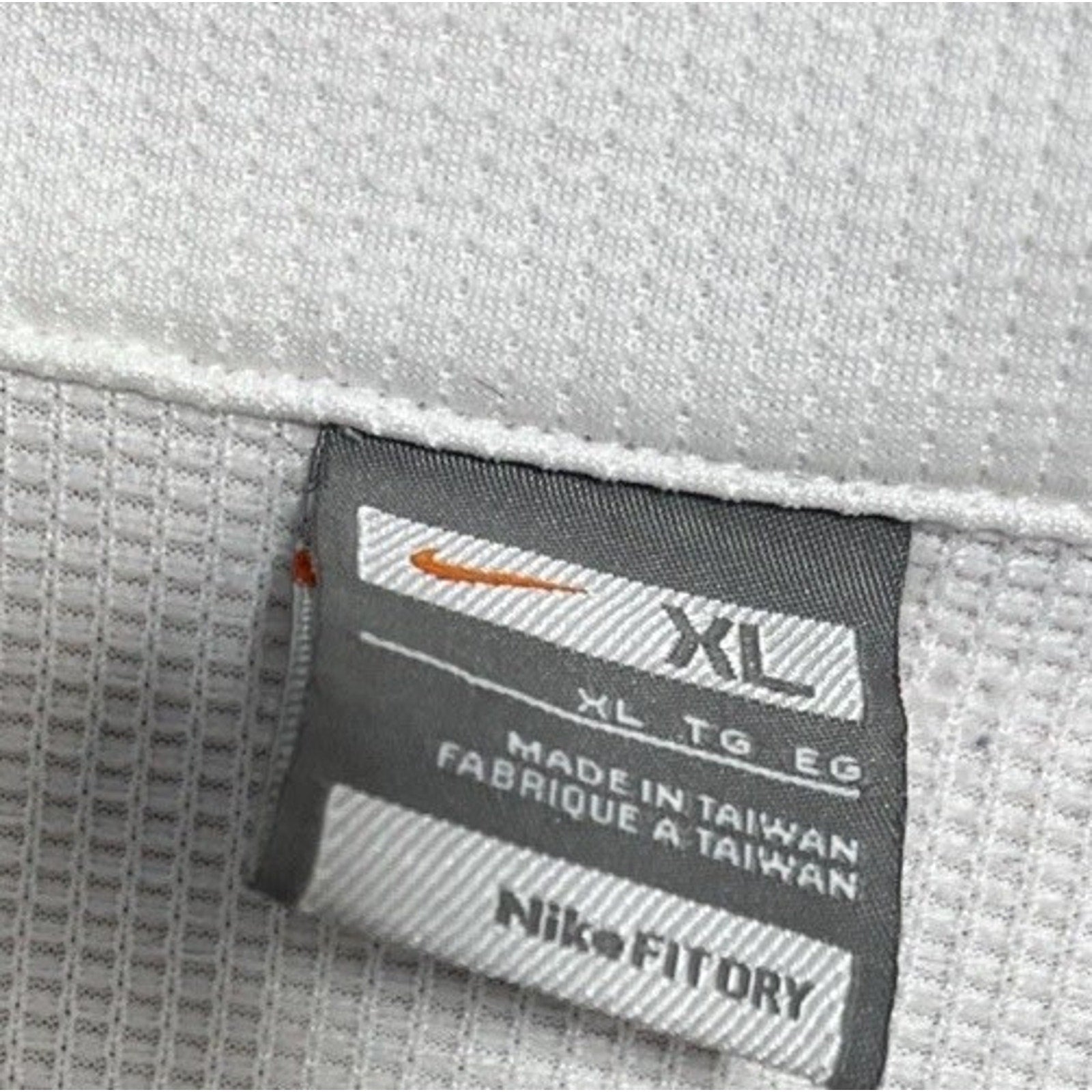Vintage Nike Men’s Dri-Fit Polo Shirt White Size XL Light Performance Golf Cool
