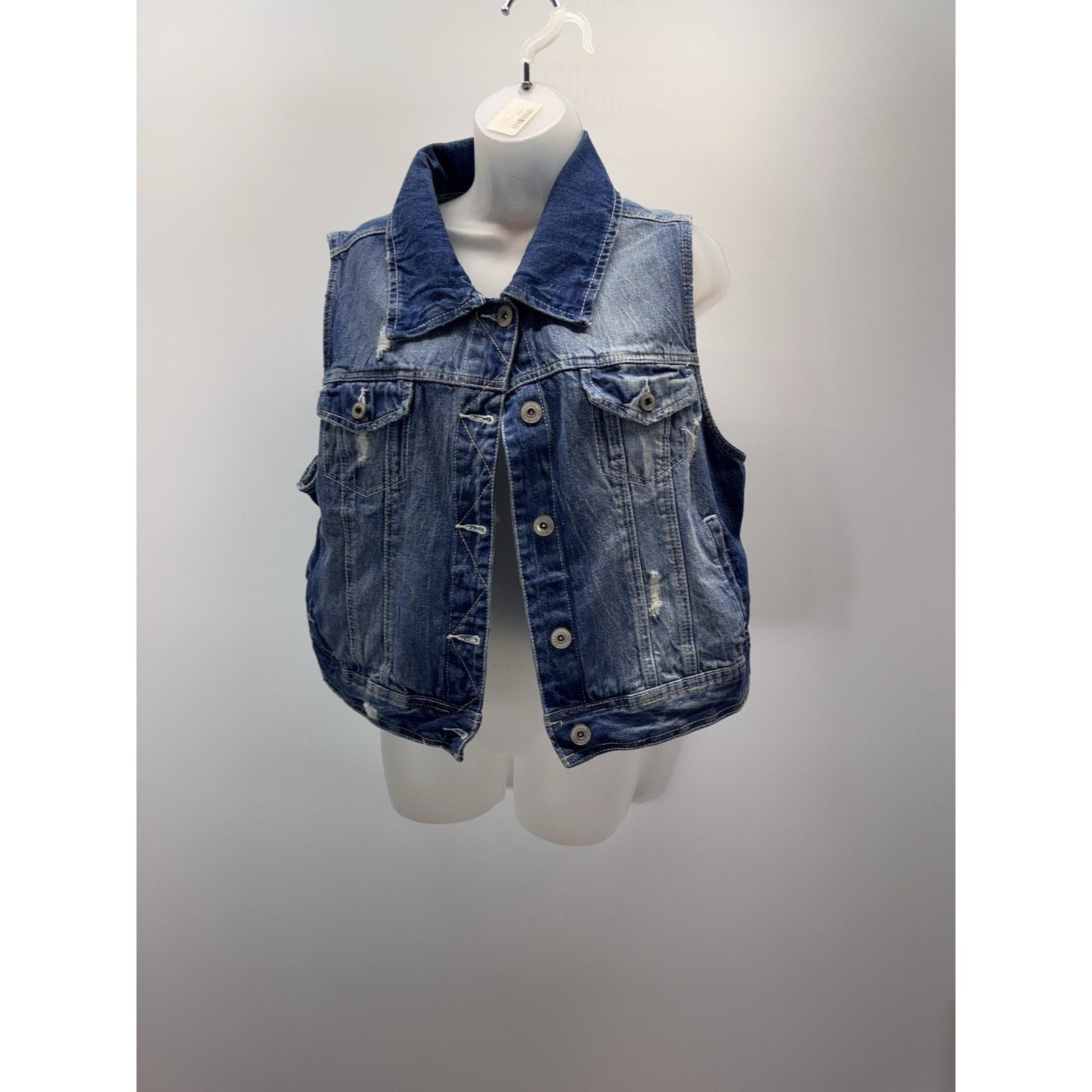 Amethyst Women’s Plus 1X Blue Denim Vest Distressed Button Front