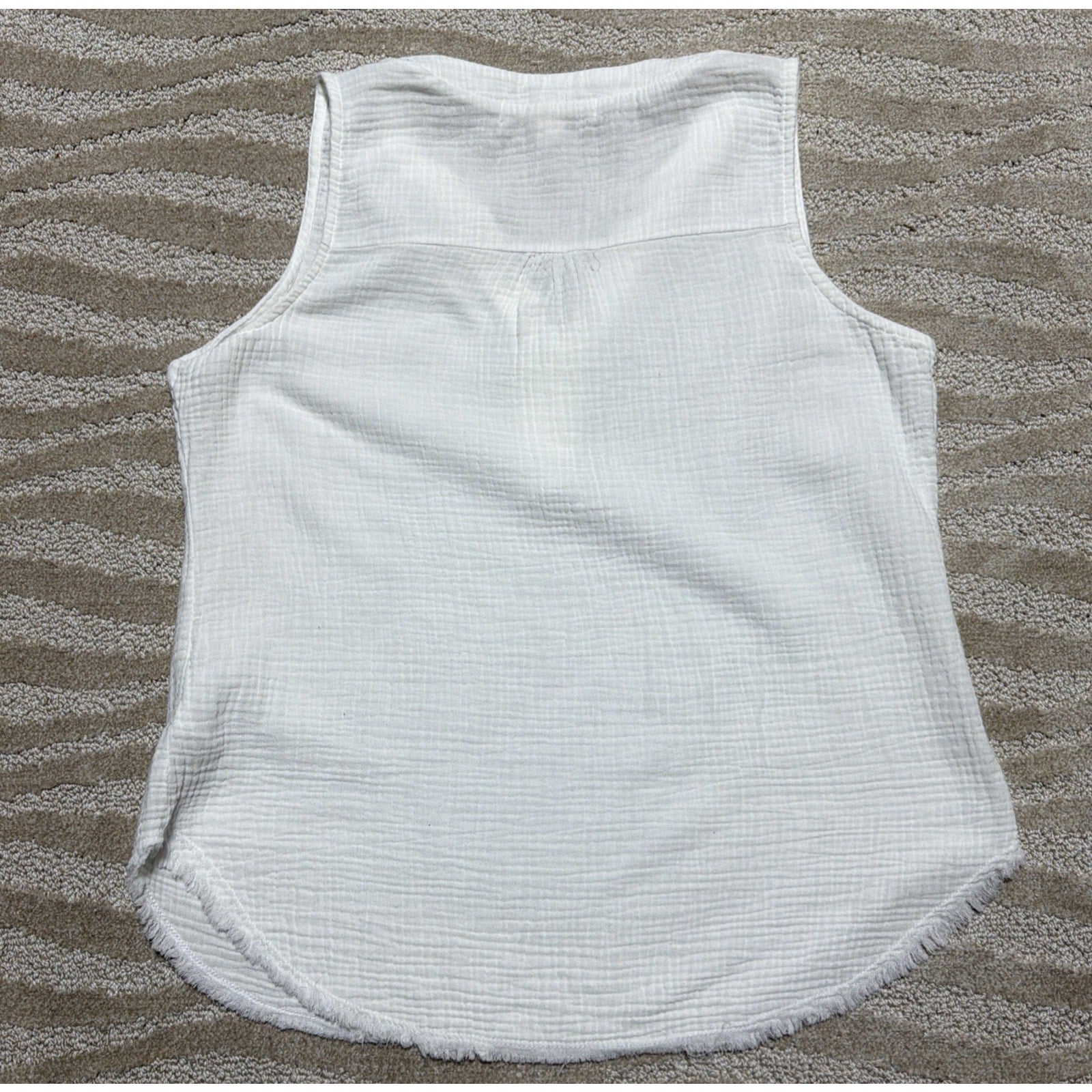 Good Days Only Womens S White Sleeveless Henley Blouse Casual Flowy Top