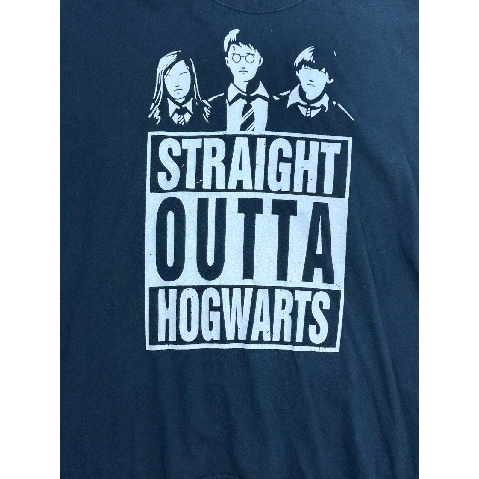 Straight Outta Hogwarts Nerdy Funny T-Shirt Harry Potter Wizards Witches