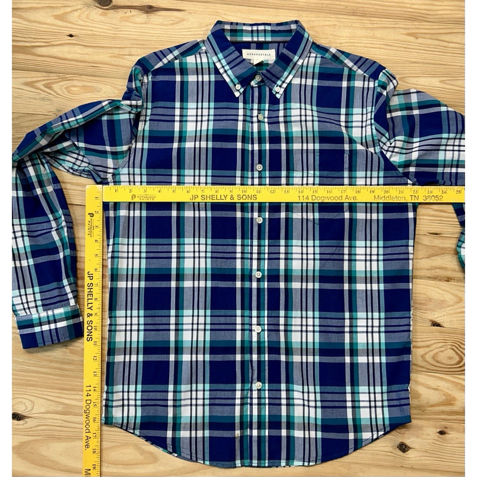Aeropostale Long Sleeve Button Down Shirt Mens Size M Green Plaid 100% Cotton.