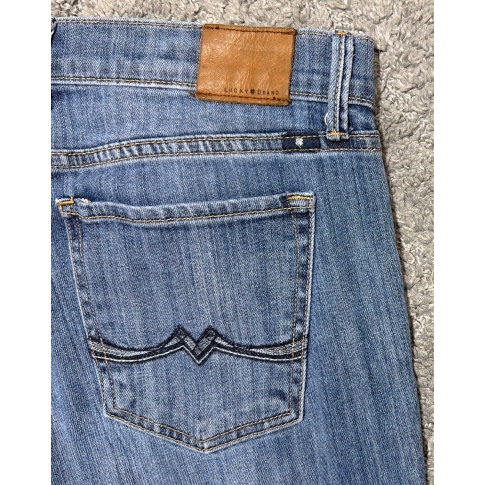 Lucky Brand Womens Sweet N Low Boot Cut Jeans Blue Pockets Denim 12/31 Y2K