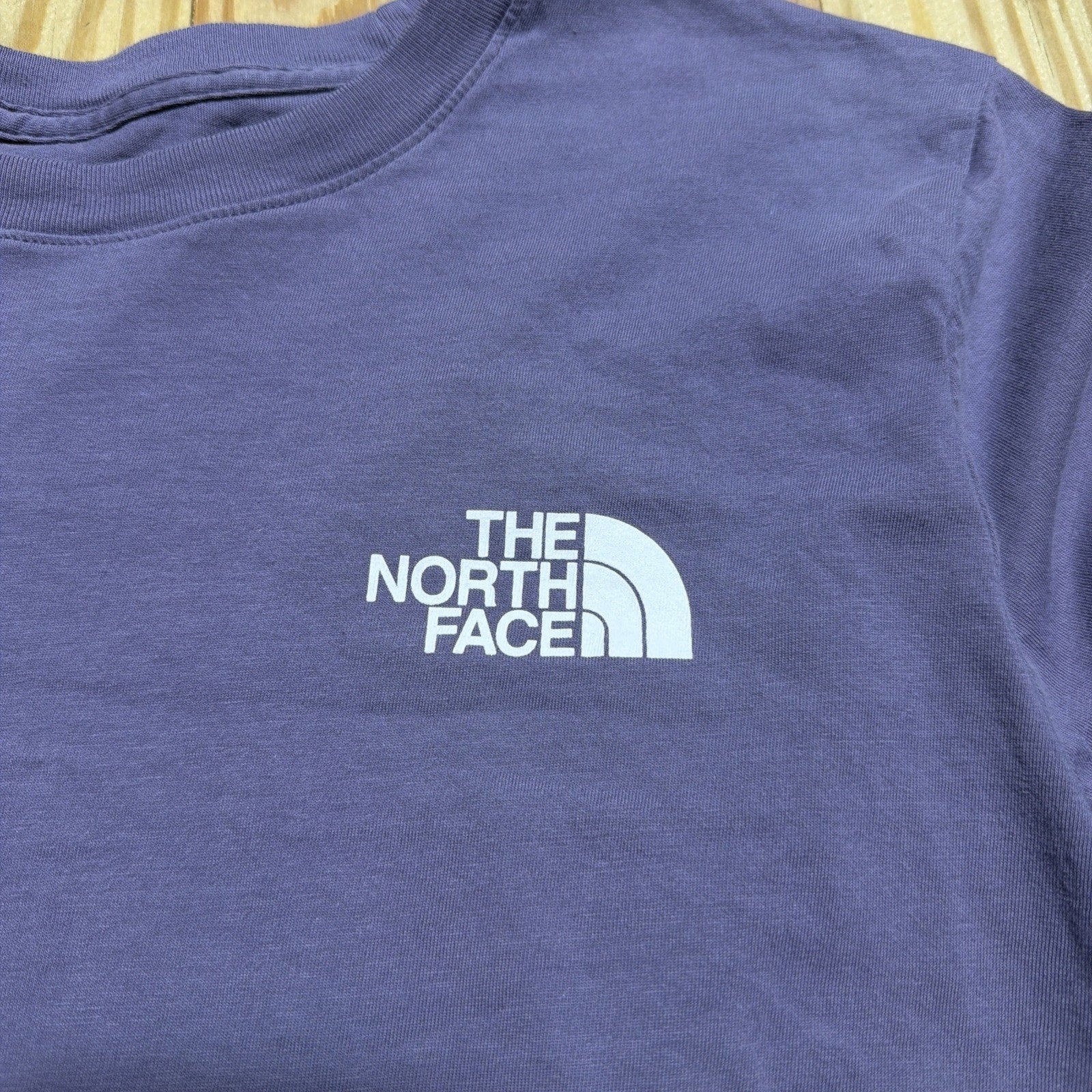 The North Face Womens Purple Long Sleeve Graphic T-Shirt Logo Gradient Large
