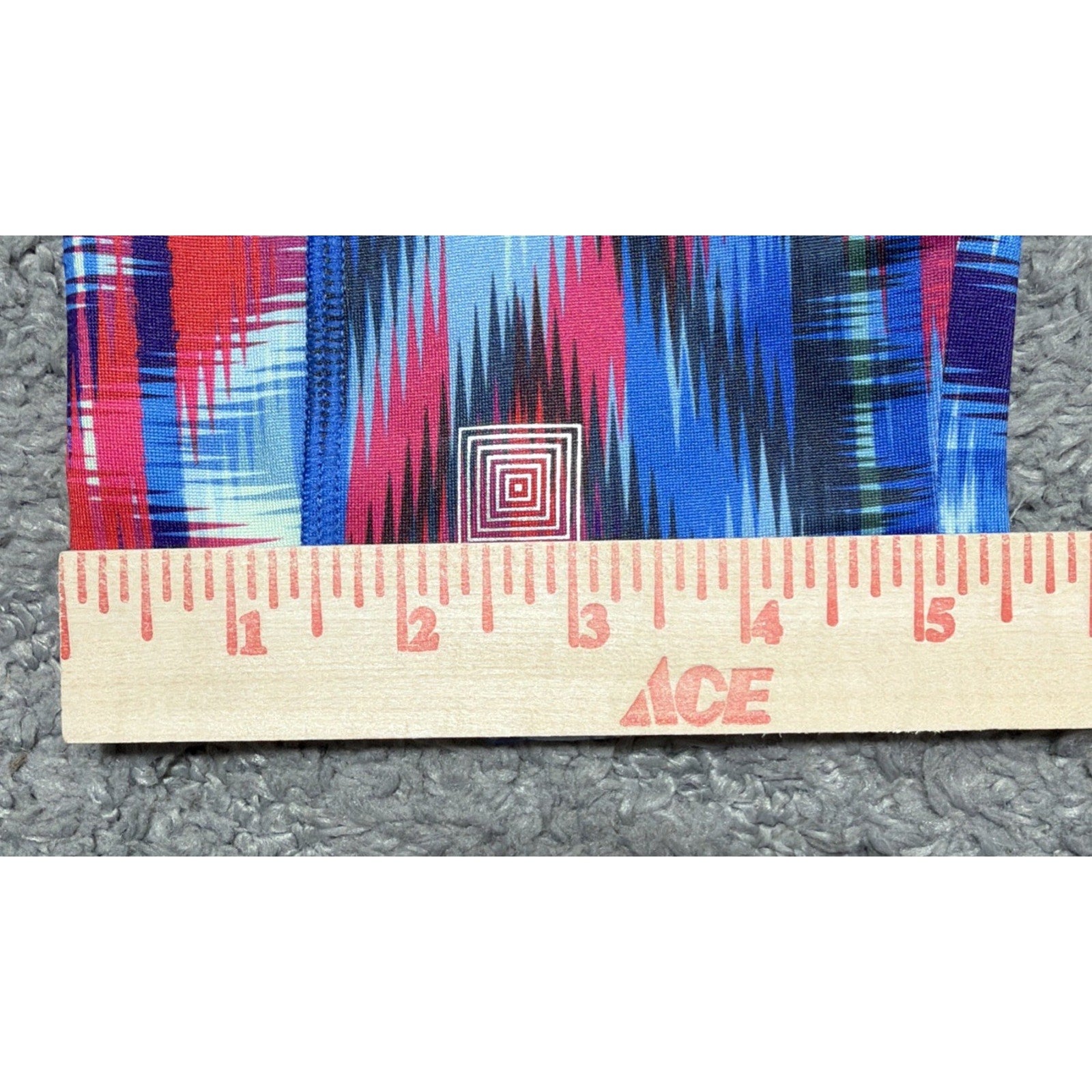 Lularoe Jade NWT Size M Athletic Compression Capris Multicolored Geometric