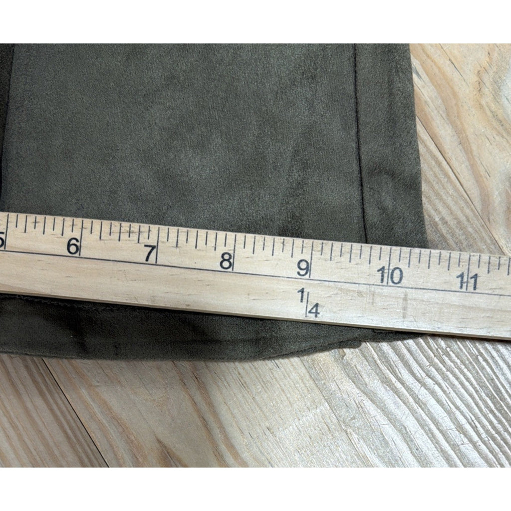 UMGEE Faux Suede Velvet green High Rise Flare pants with pockets Size Small