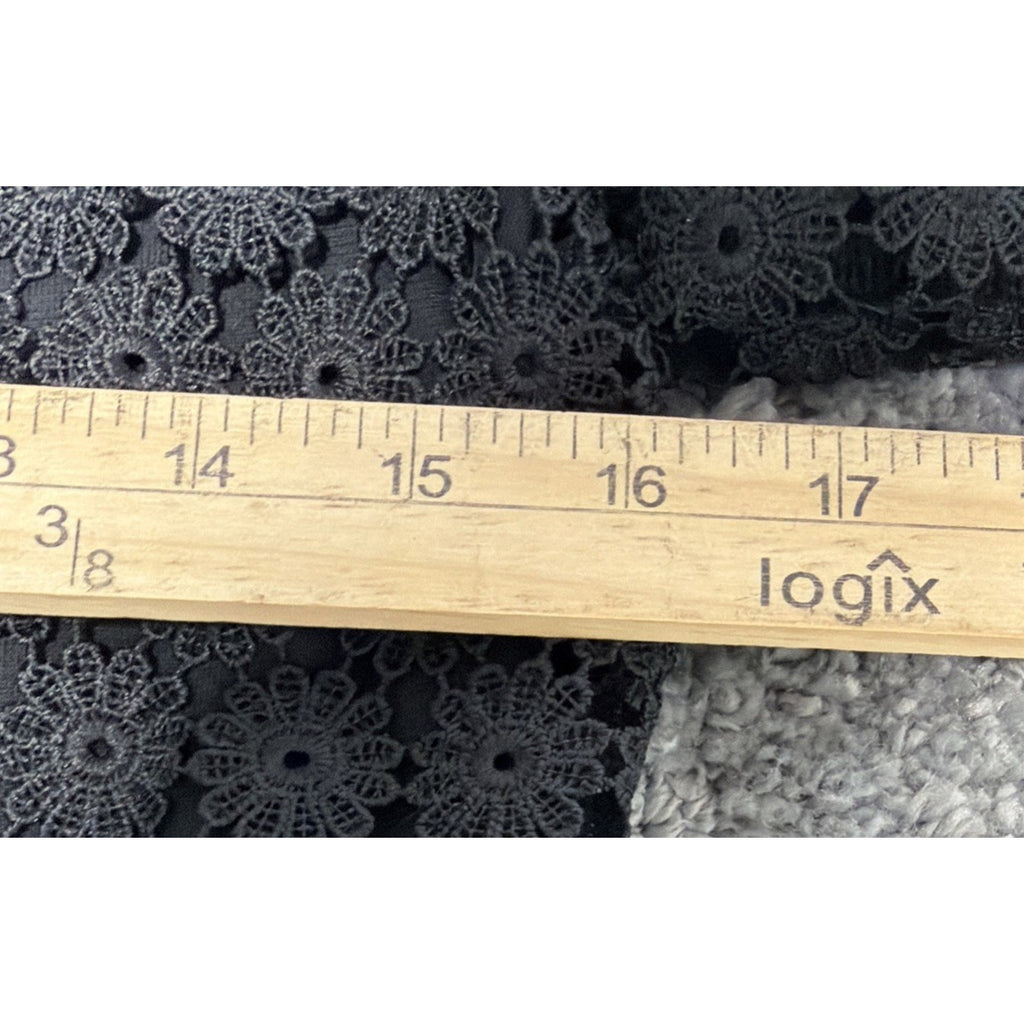 EXPRESS Black Floral Crochet Semi-Sheer Lined Casual Top Women's XS New