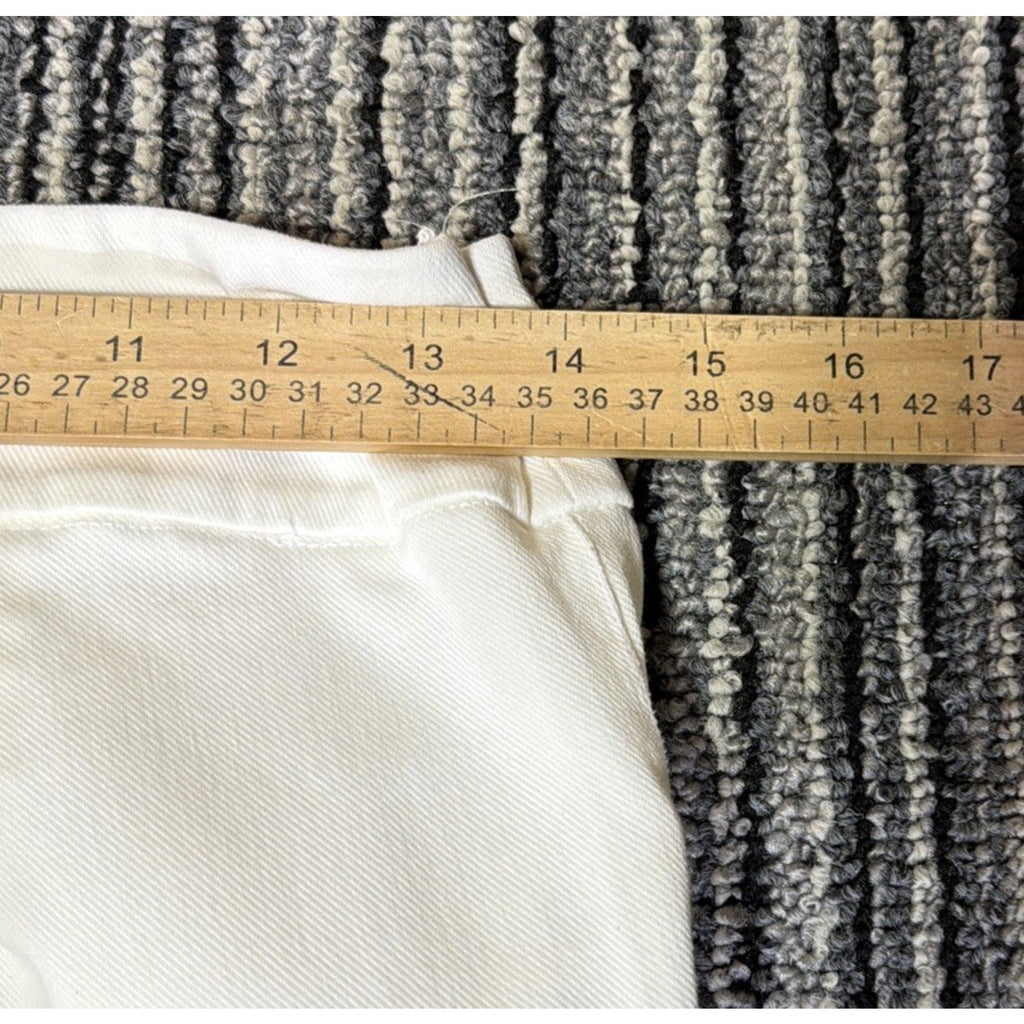 Lauren and Riley Mid Rise Capri White Pull On Pants Size Small Stretch