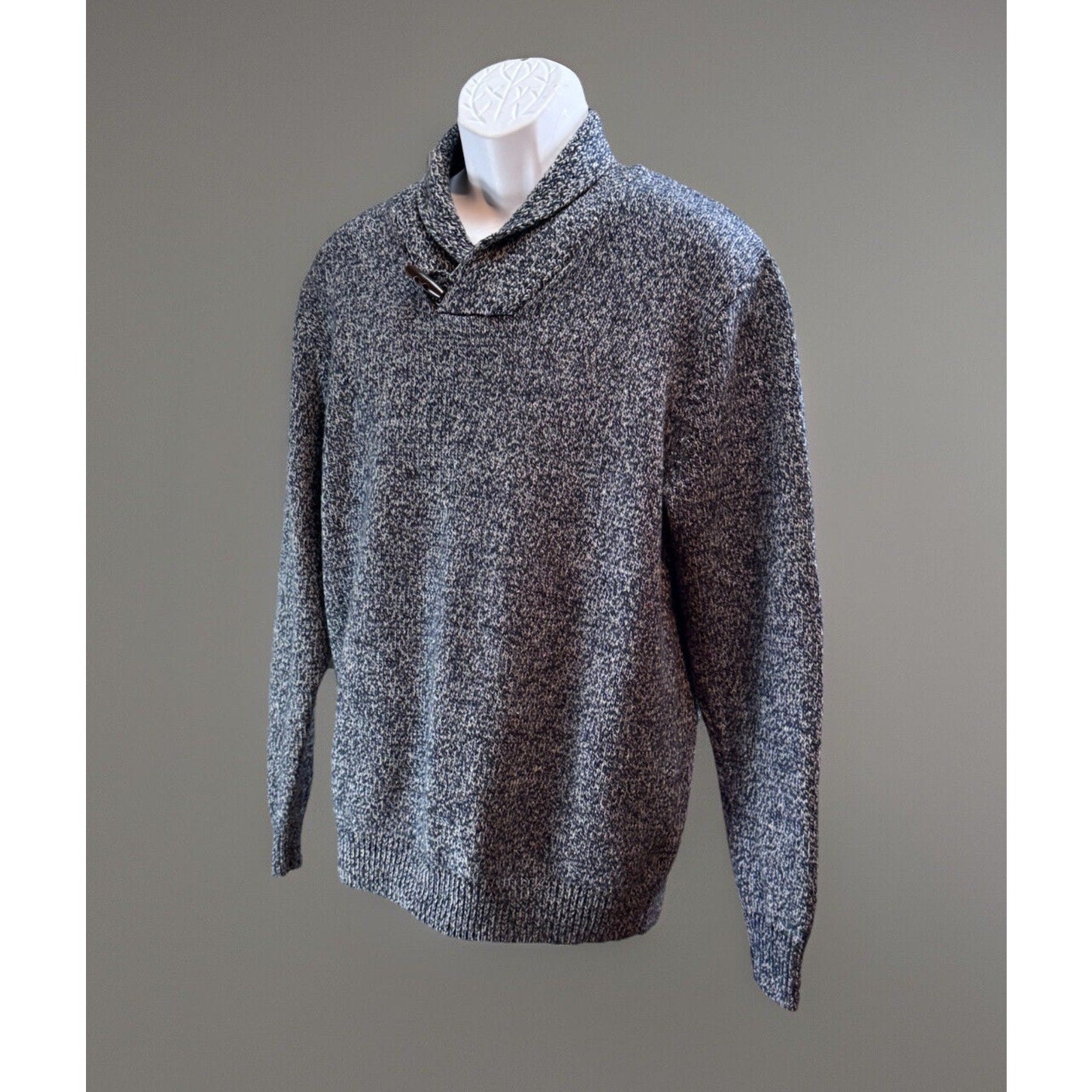 Old Navy Men’s Large Pullover Sweater Navy Blue Long Sleeve Button Neck